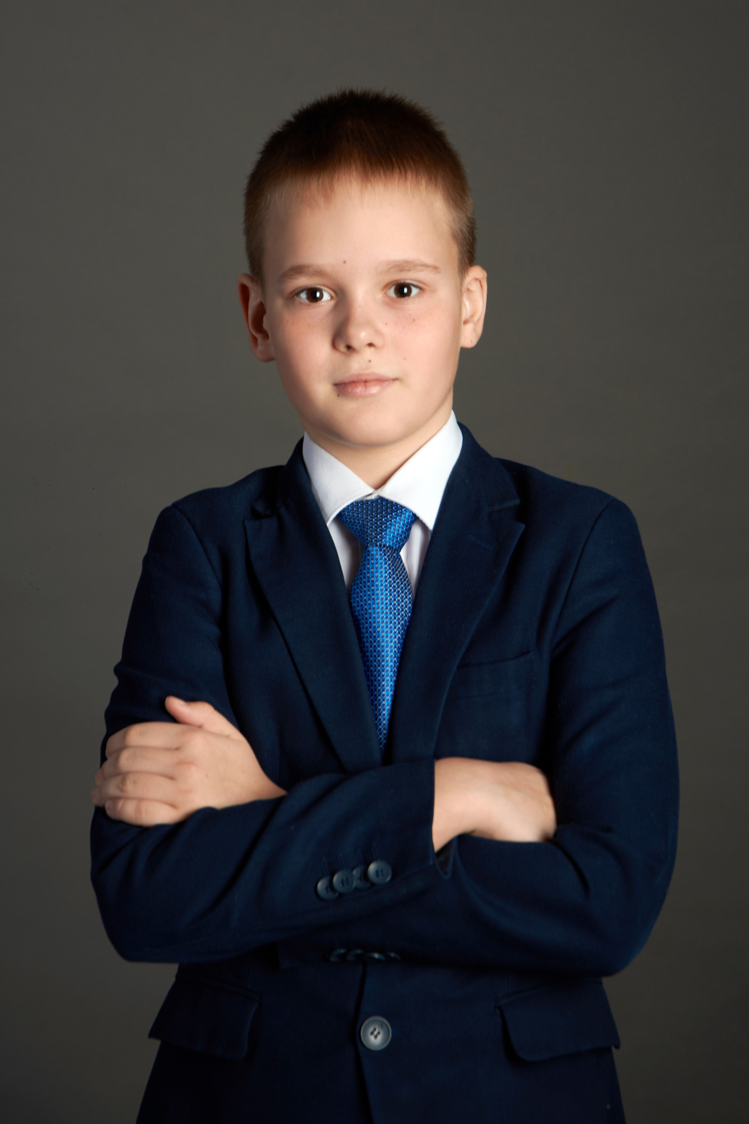 Портретная съемка в альбом. Лицей, 4-й класс. Ольга Чёкотова (Фотограф Кострома)