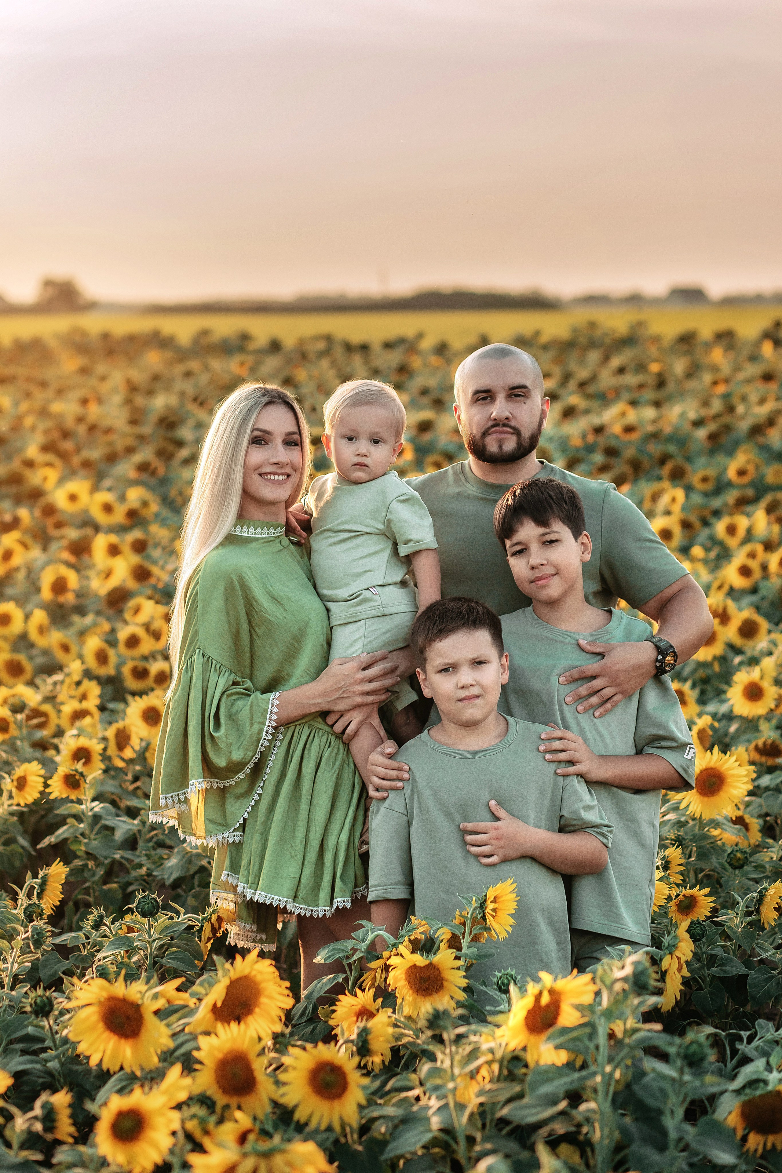 Закат в подсолнухаx. Детский и семейный фотограф в Красноярске Юлия Бирюкова