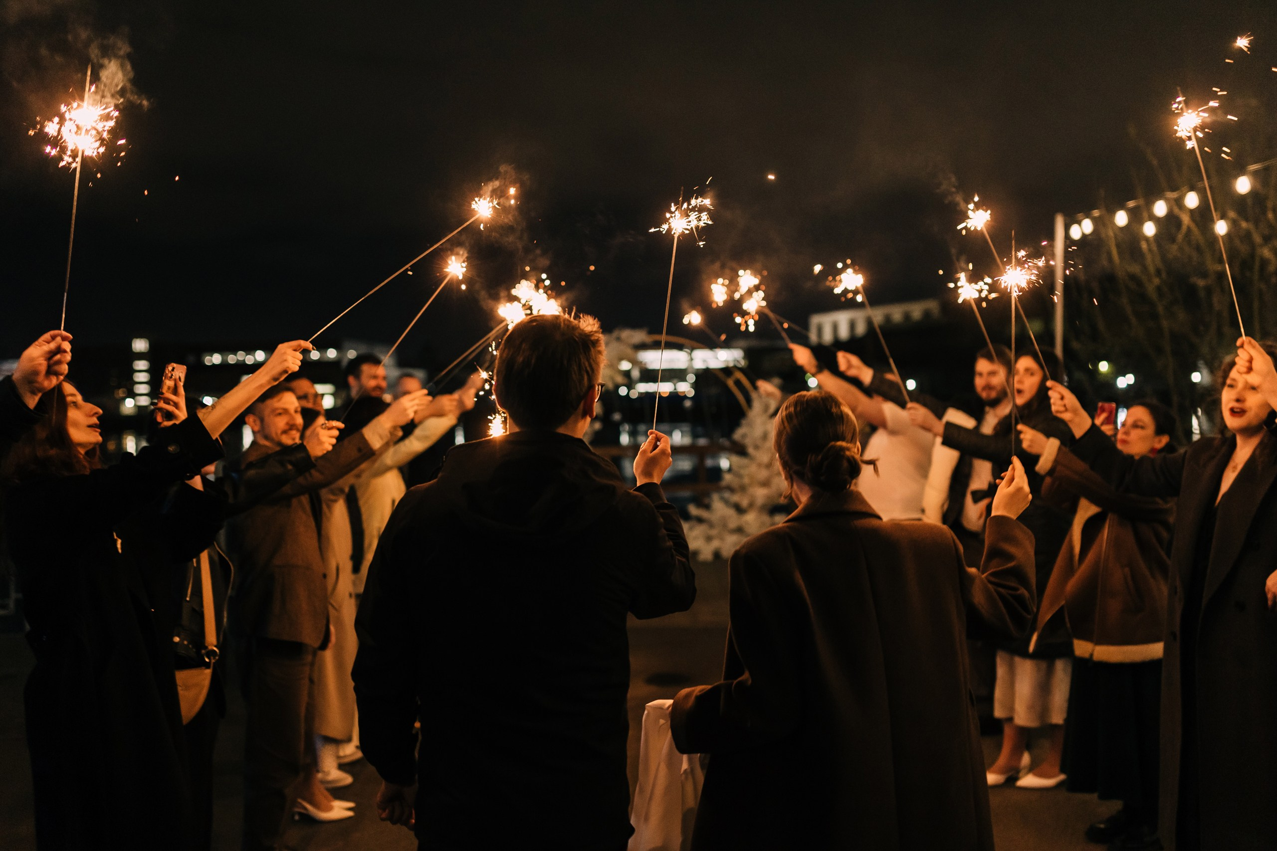 Свадебная фотосессия банкета. Свадебный и Семейный Фотограф в Гатчине и Санкт-Петербурге Виктория