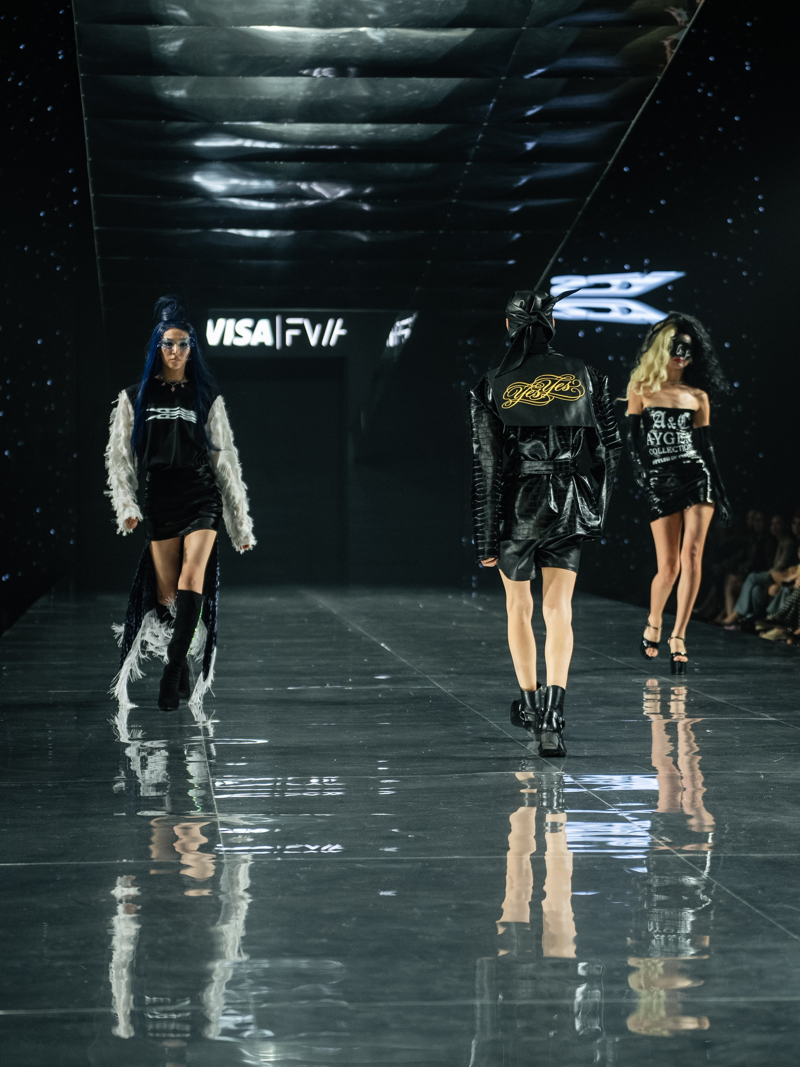 Visa Fashion Week YESYES. Сайт Алматинского НЮ АРТ, будуар и фэшн фотографа Дениса Карпенко
