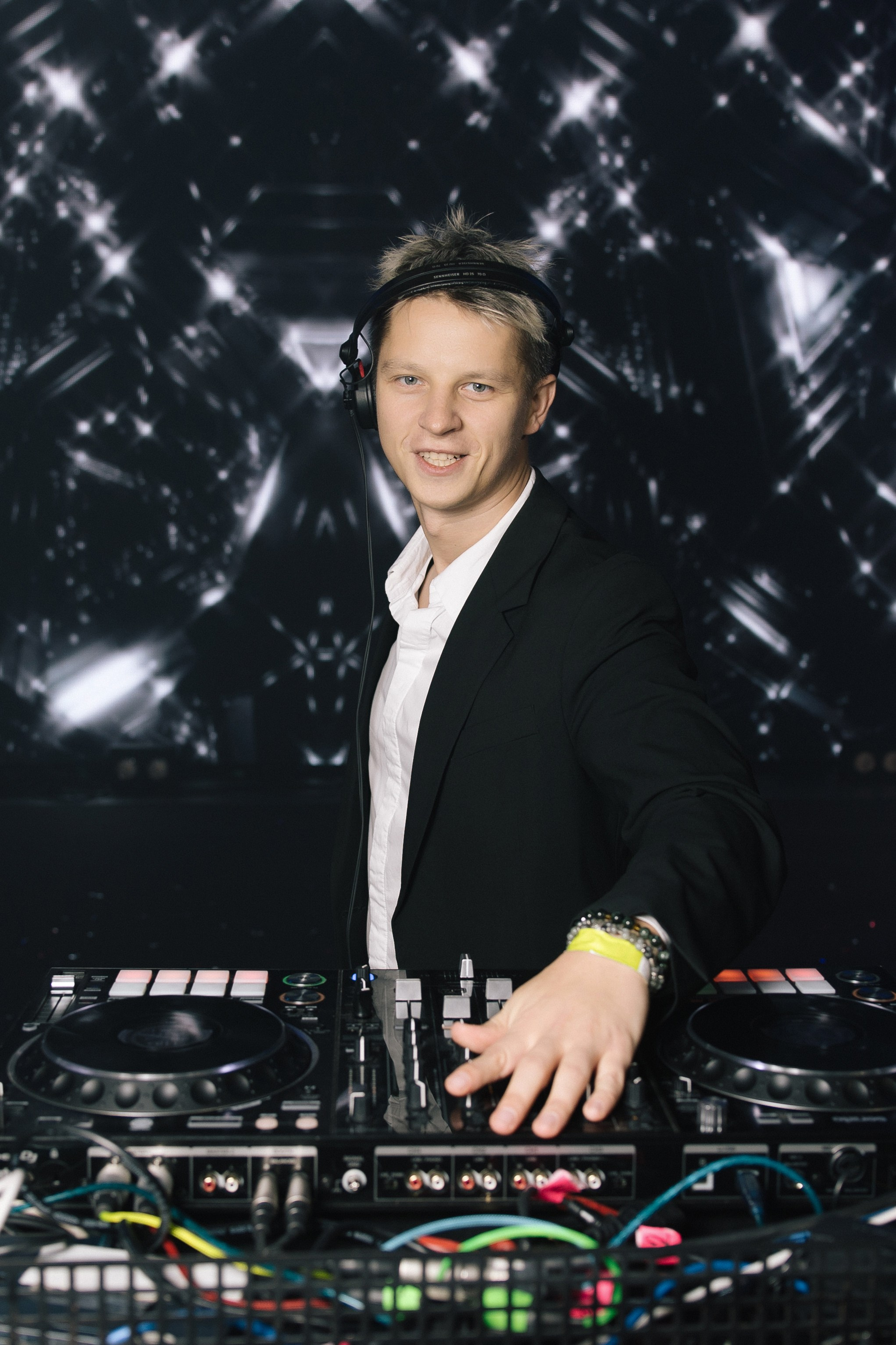 DJ Performans. Фотограф Юлия Назарова