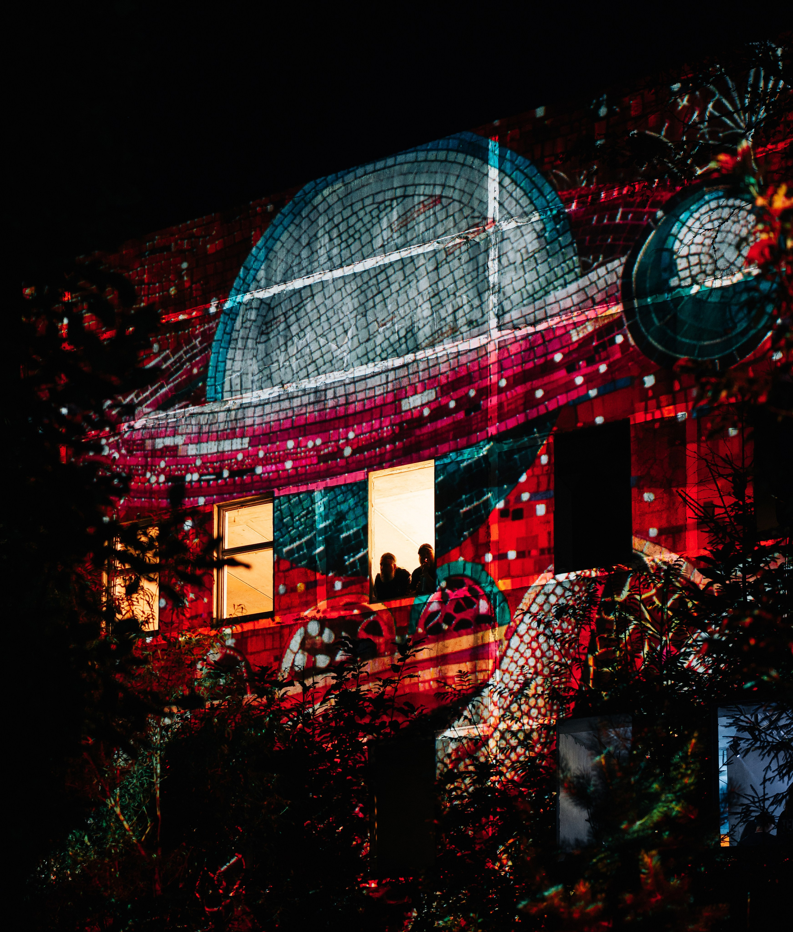 Outline 2024. @tomrus: Рустам Шагиморданов — фотограф