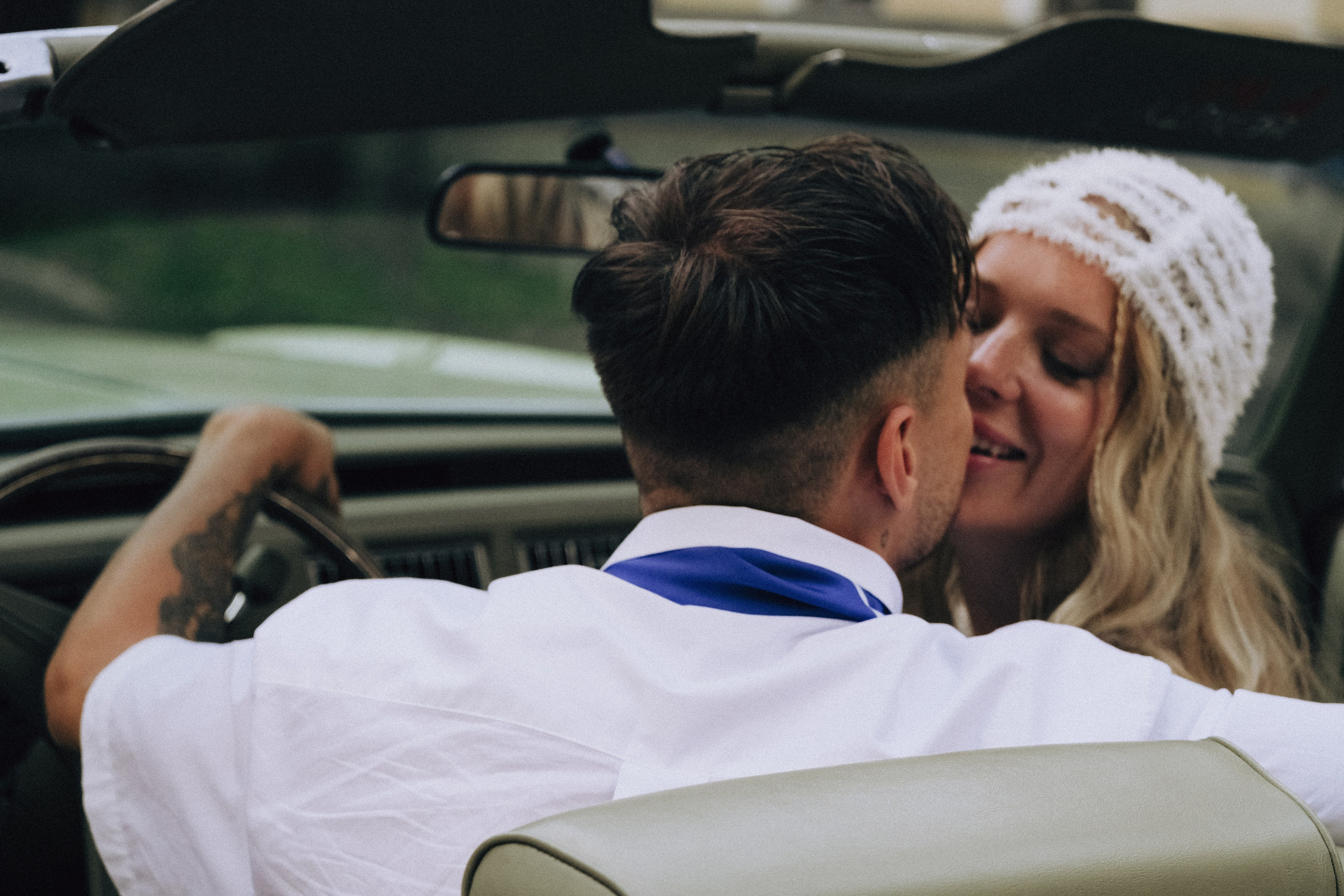 СВАДЕБНАЯ СЬЕМКА С КАБРИОЛЕТОМ В САНТК-ПЕТЕРБУРГЕ НА ПЕТРОГРАДКЕ В ОТЕЛЕ ПАНОРАМИКА. Профессиональный фотограф, Санкт-Петербург — Виктория Богомолова