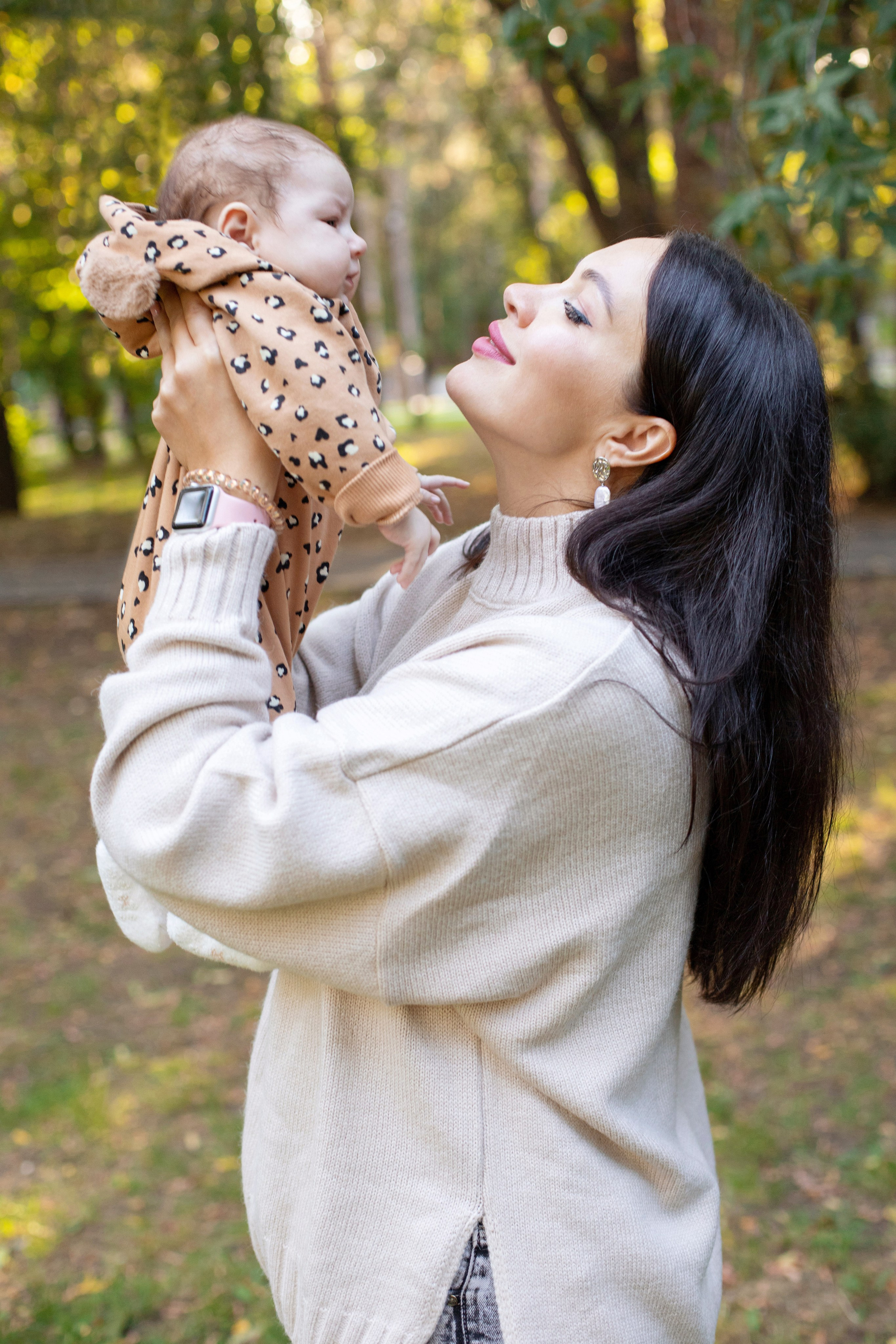 Прогулка Ольги. Фотограф новорожденных в Екатеринбурге Татьяна Продан