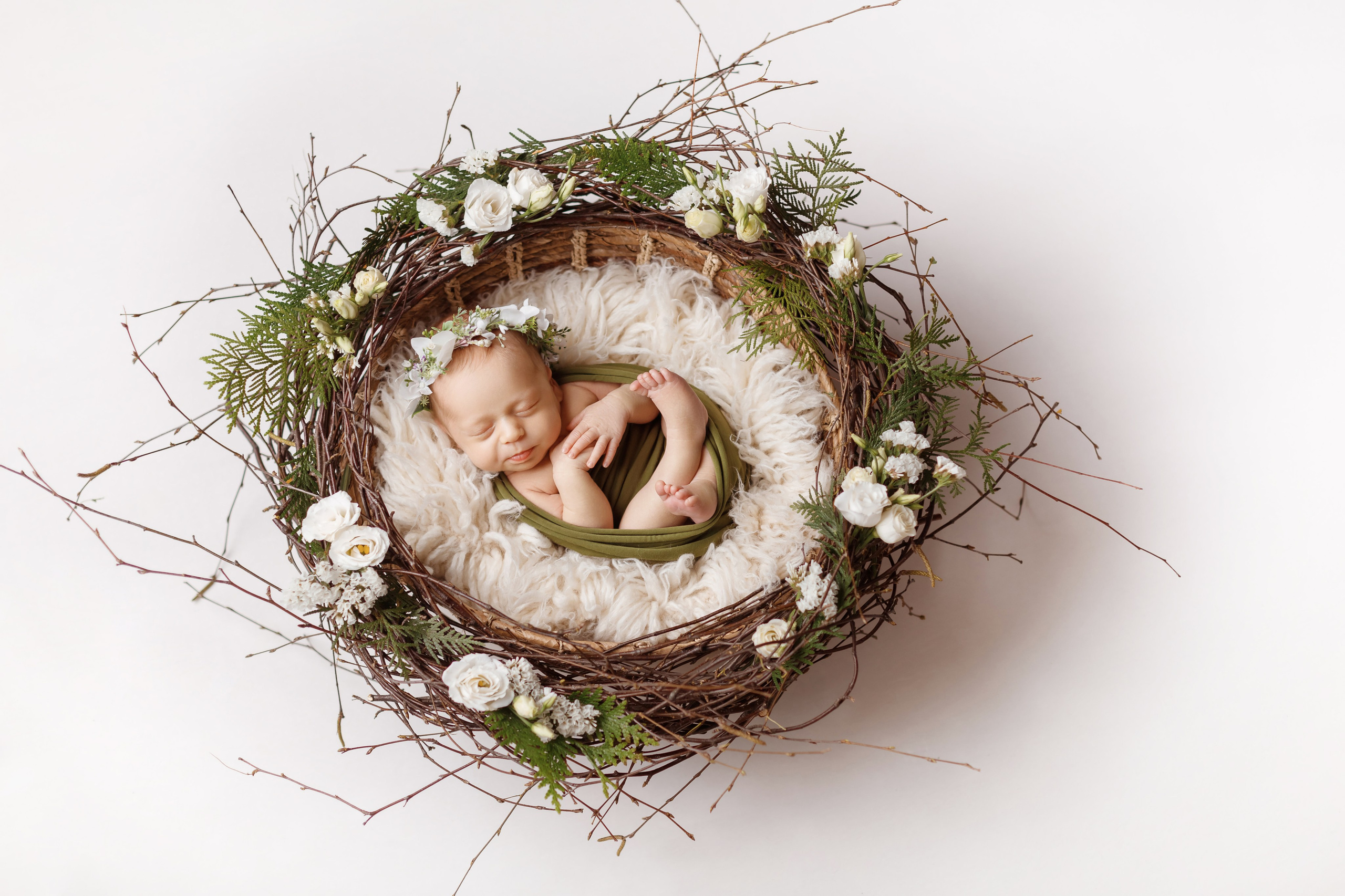 Новорожденные (5-14 дней). Фотограф новорождённых Ярославль. Детский и семейный фотограф Анна Салова