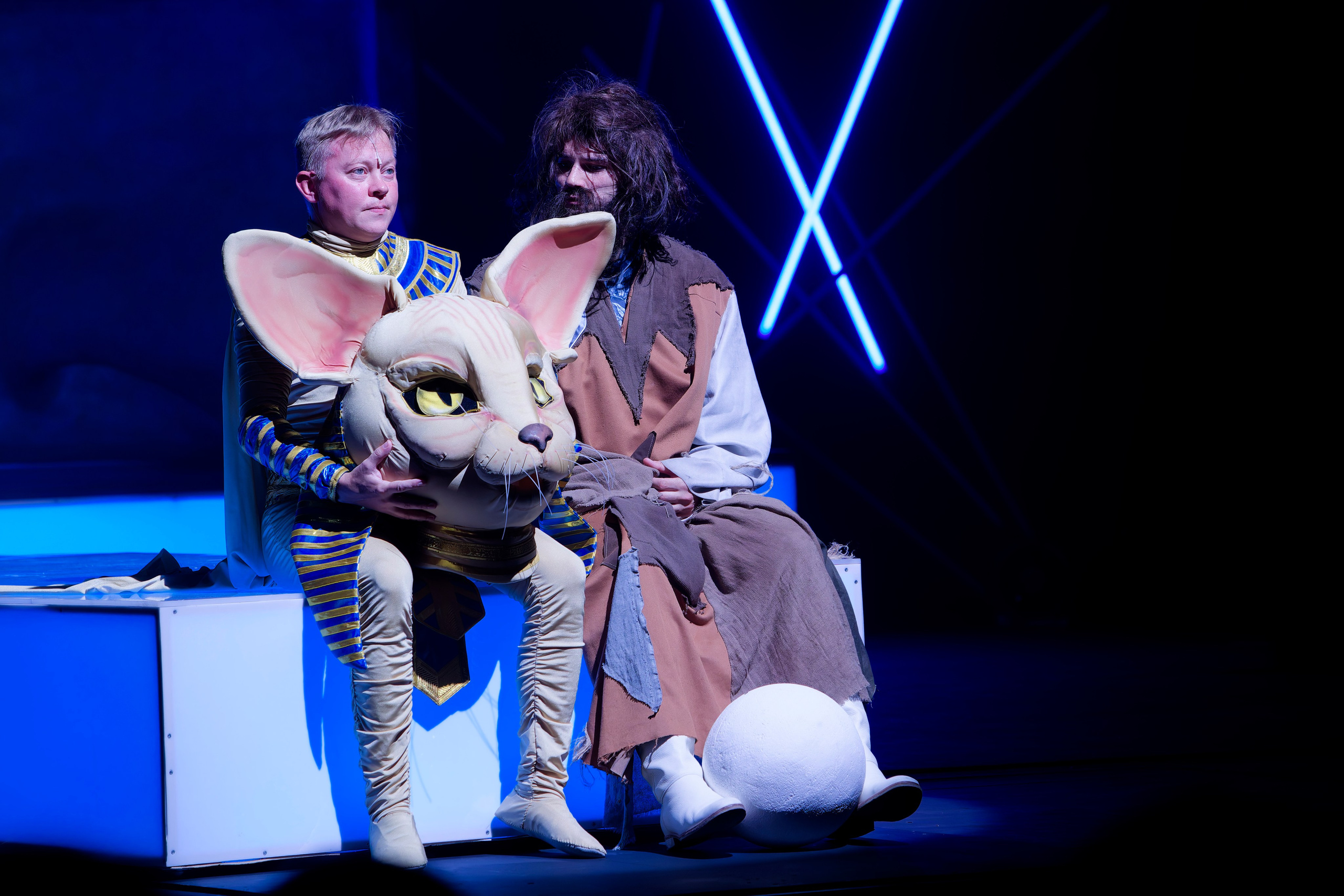 Спектакль «Любовь к трем апельсинам». Кутузов Евгений Фотограф в Южно-Сахалинске