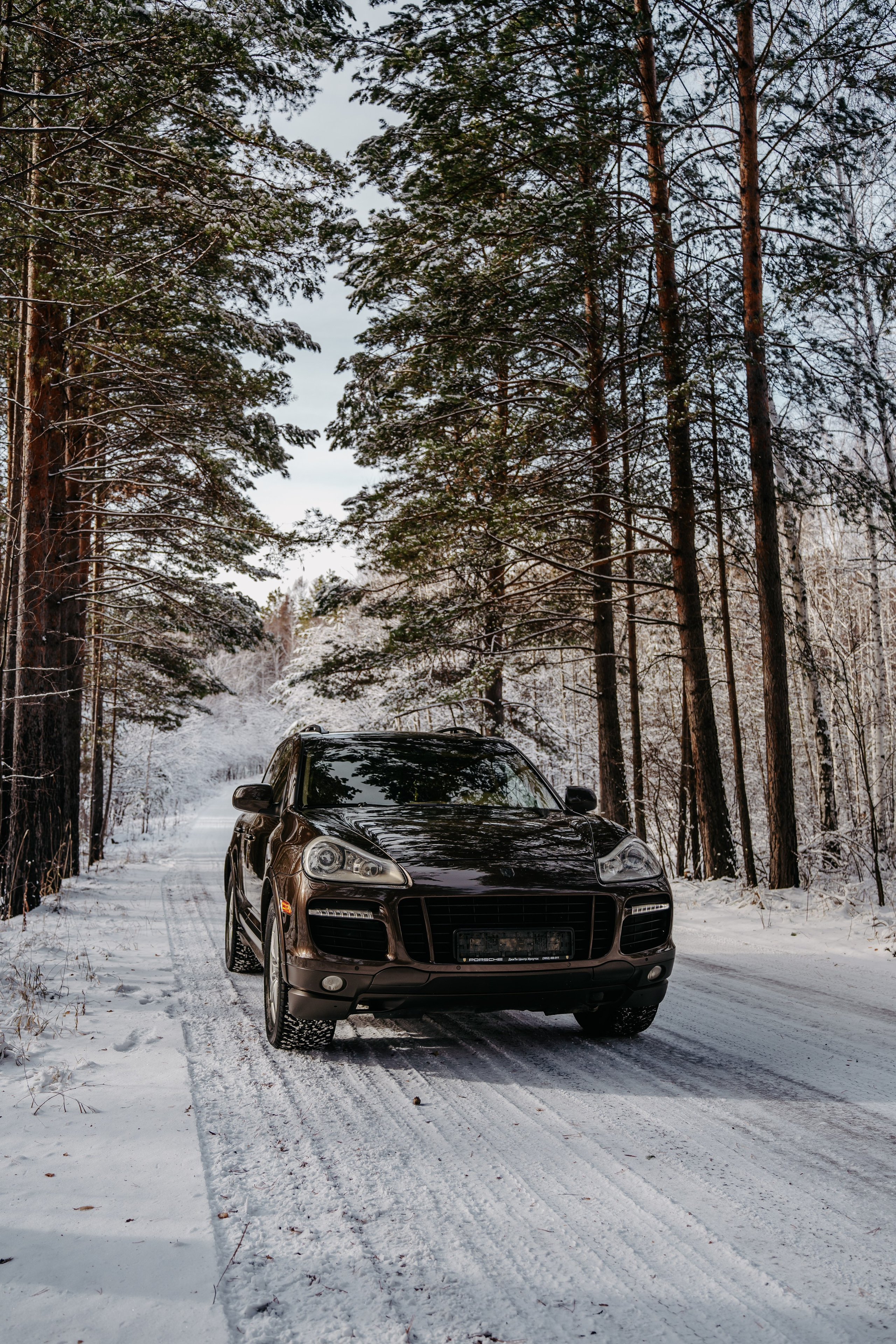Porsche Cayenne. Фотограф, видеограф и пилот дрона на Байкале
