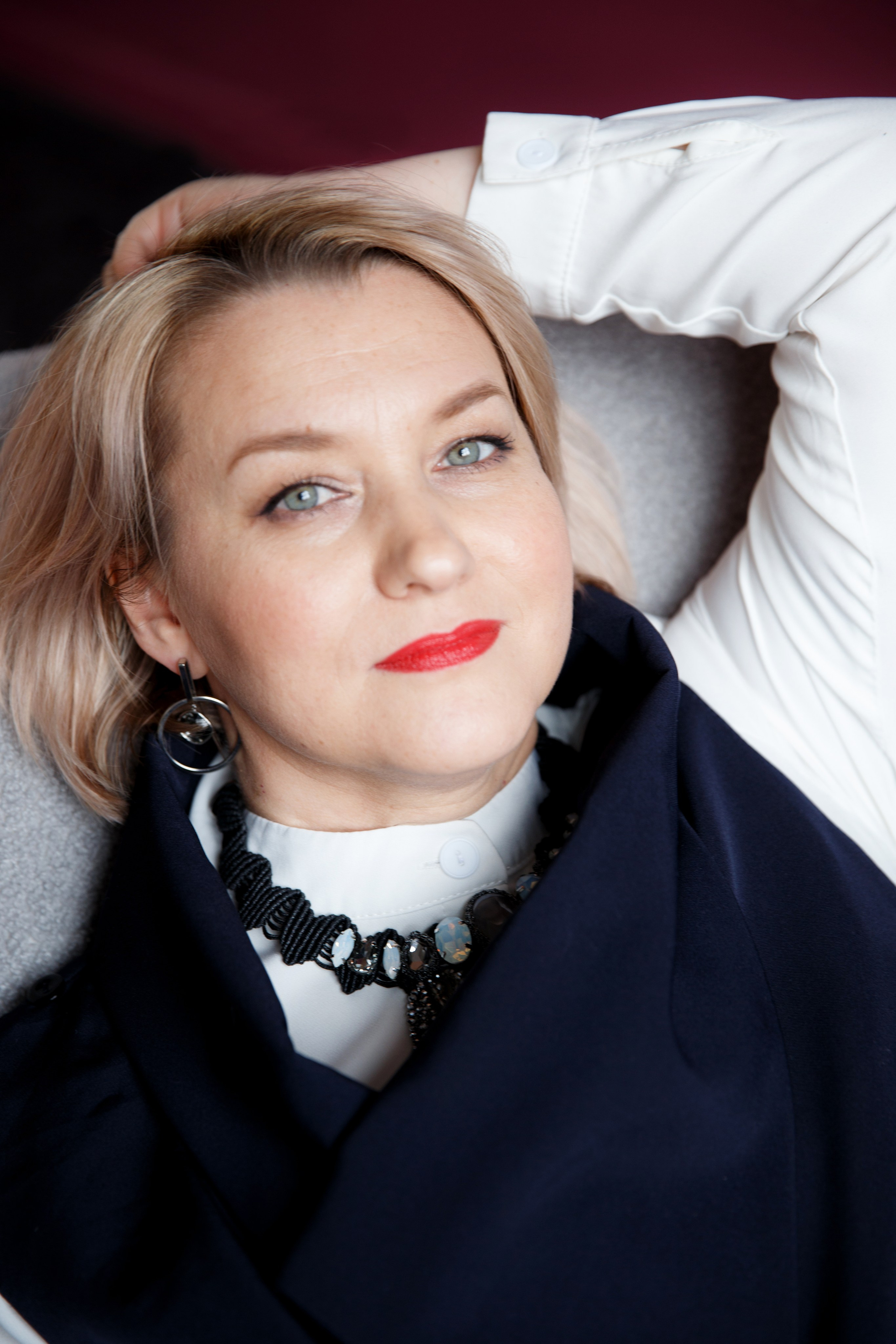 Анюта. Визажист, мастер по причёскам, преподаватель по макияжу. Женский и контент фотограф Люба Пунанцева. Северодвинск. Архангельск