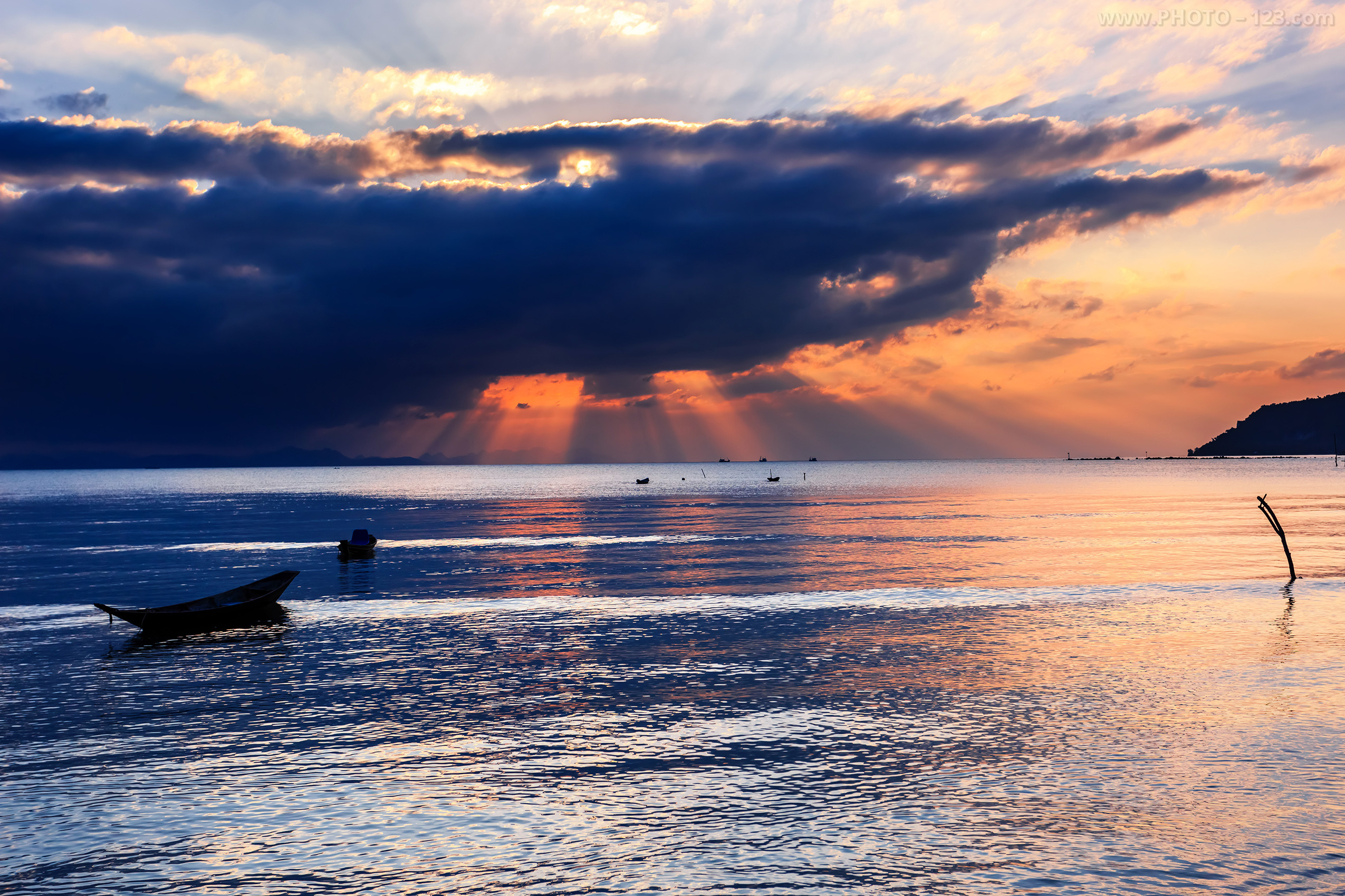 Landscape. Photographer, Retoucher & Graphic Designer @photo123pro