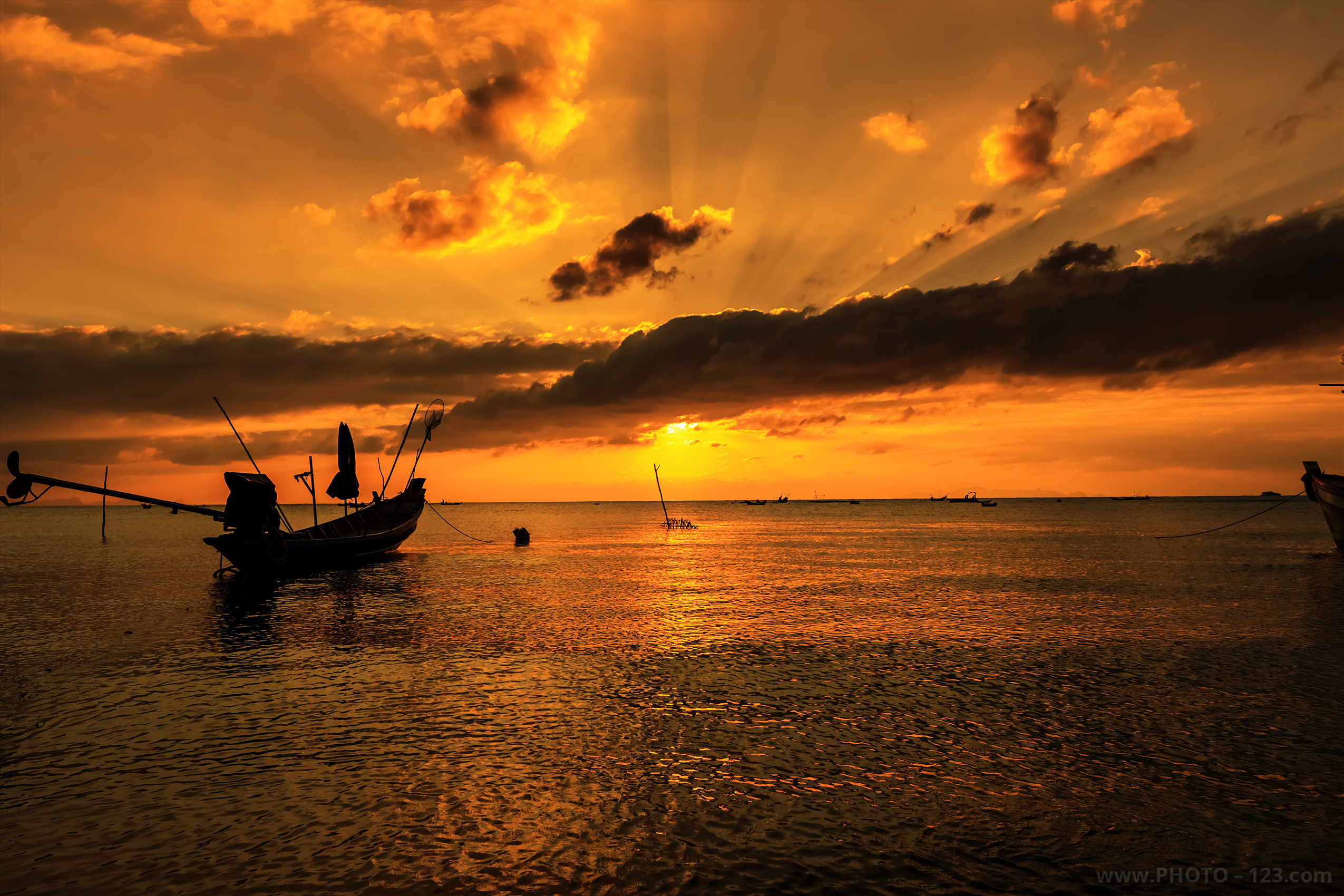 Landscape. Photographer, Retoucher & Graphic Designer @photo123pro