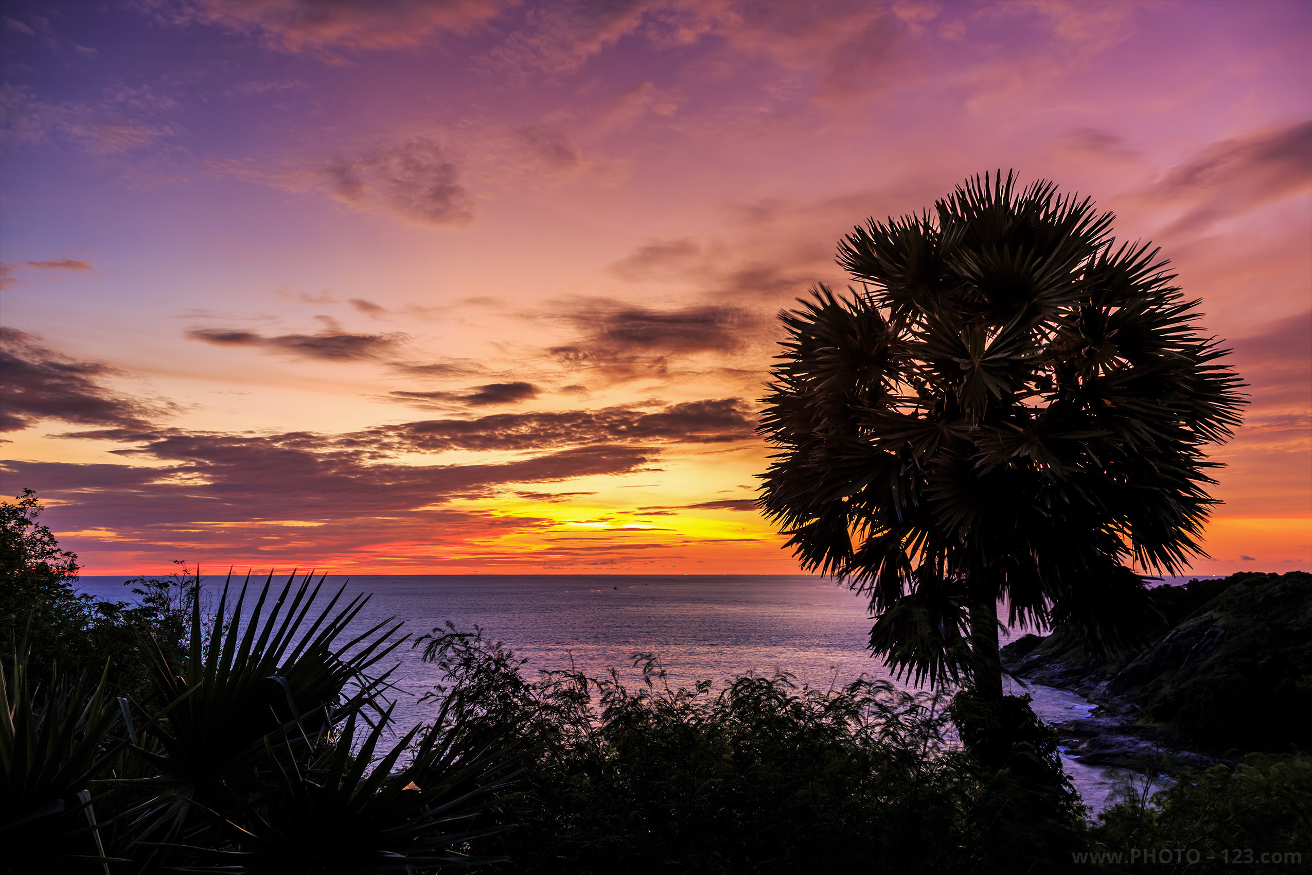 Landscape. Photographer, Retoucher & Graphic Designer @photo123pro