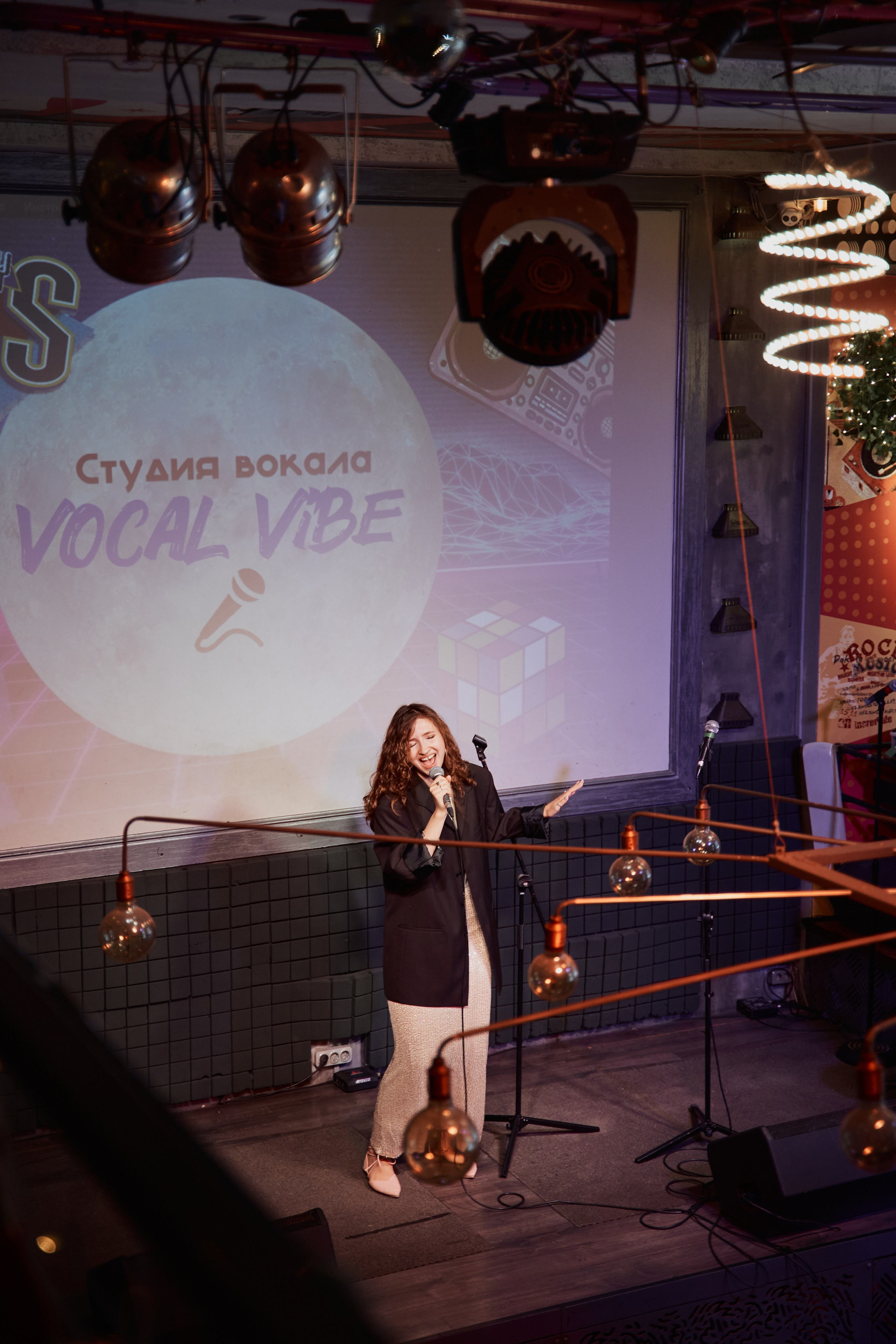 Отчетный концерт школы «VOCAL VIBE». Фотограф Москва Арина Клокова