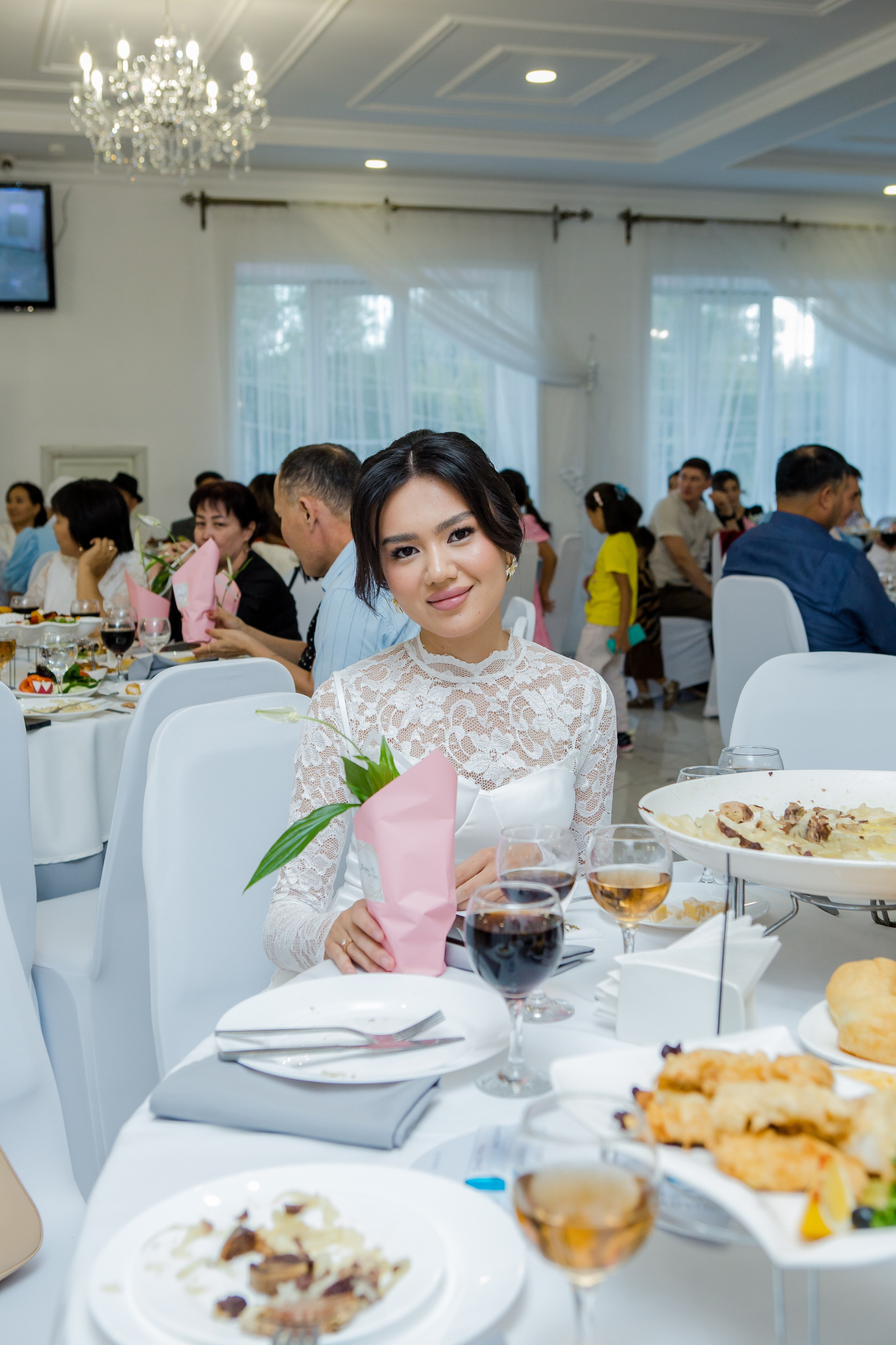 QYZ UZATU ZHADYRA. Свадебный и репортажный фотограф в Астане T.Yertay «Nomad media»