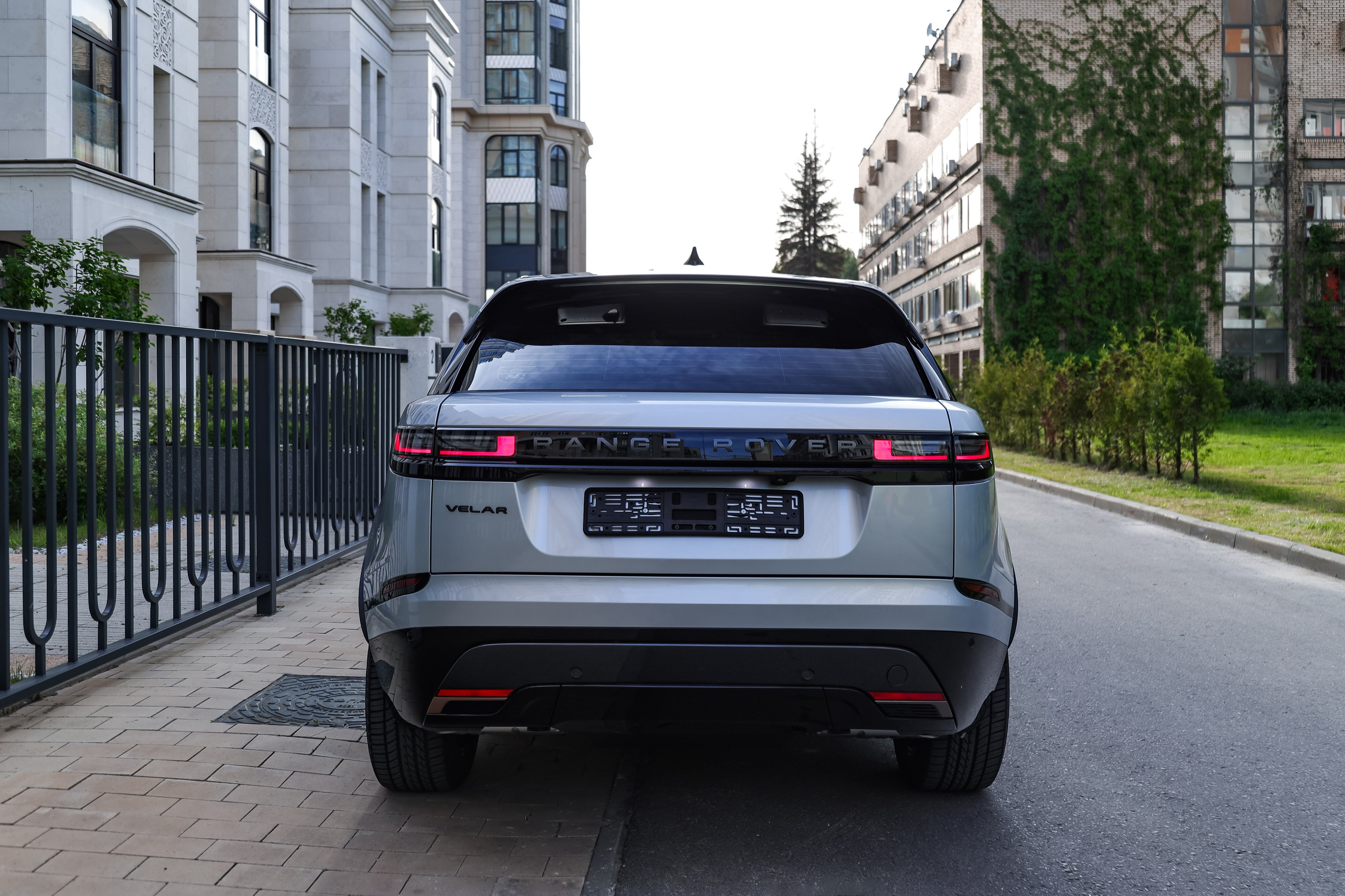 2024 RANGE ROVER VELAR 2.0 AT. Mixturecaptures