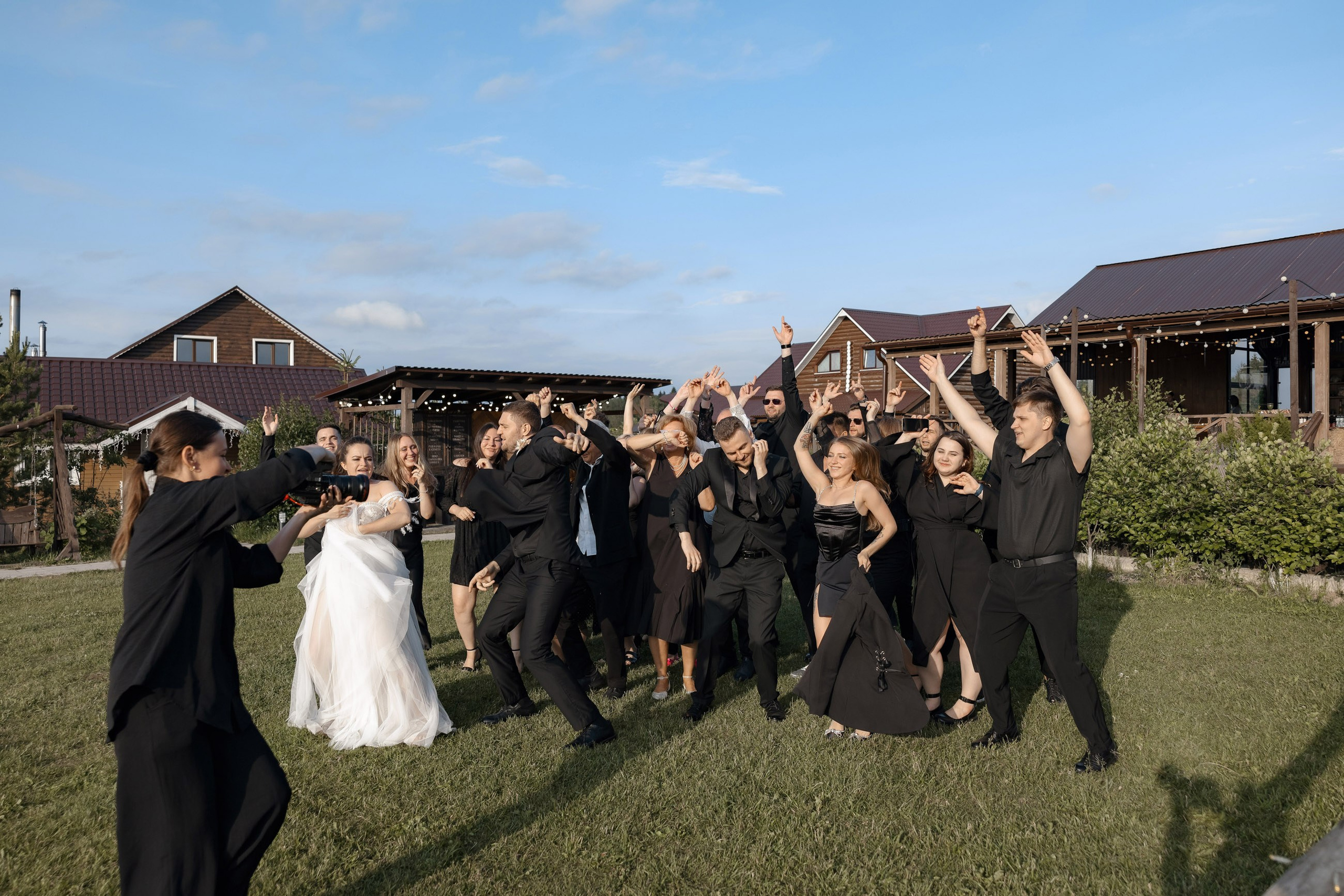 Артем и Вера. Свадебный фотограф и видеограф Юрий и Эля Дубинины