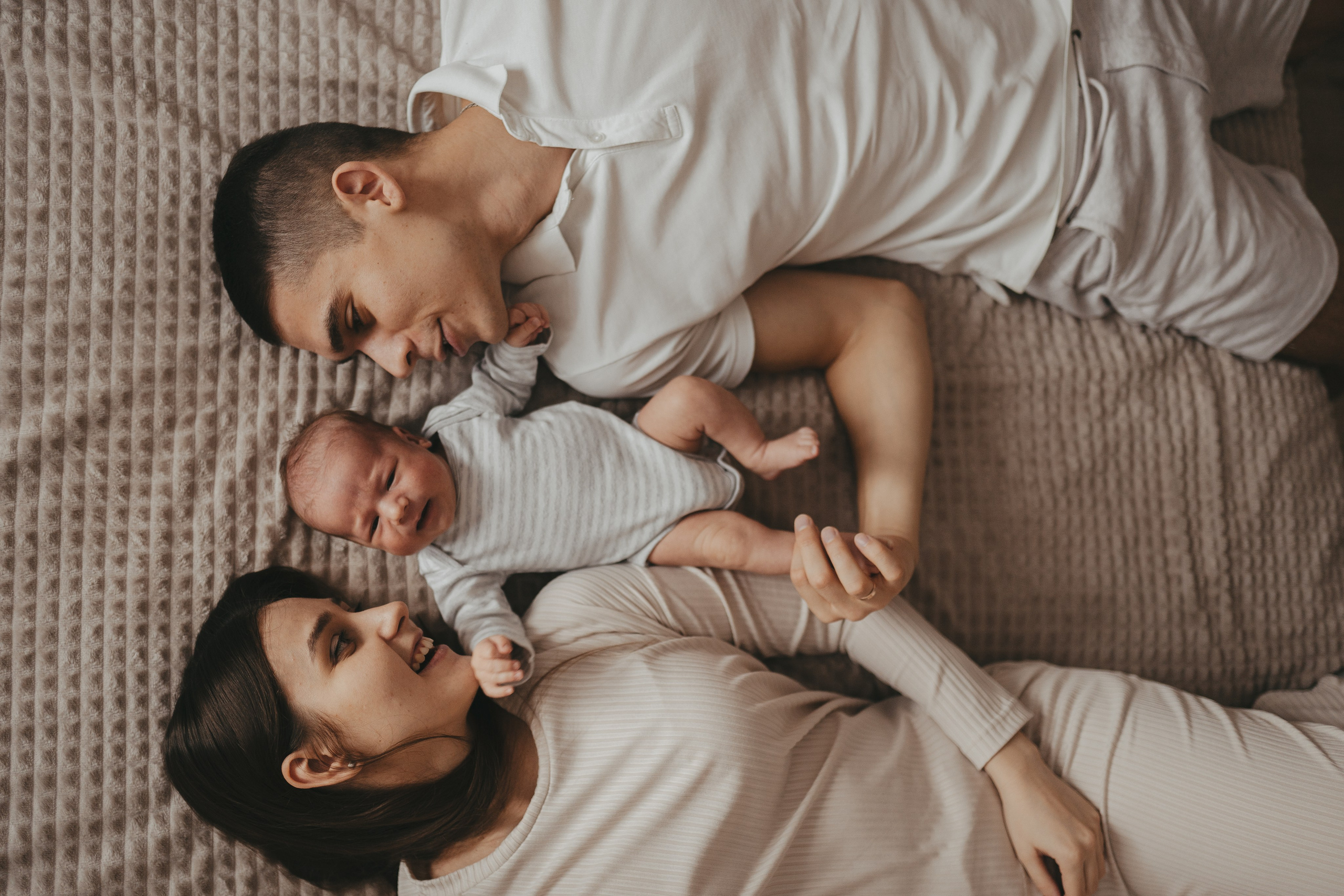 Наташа, Сергей и малыш Александр. Семейный и контент фотограф в Москве и Троицке Горелова Лизавета