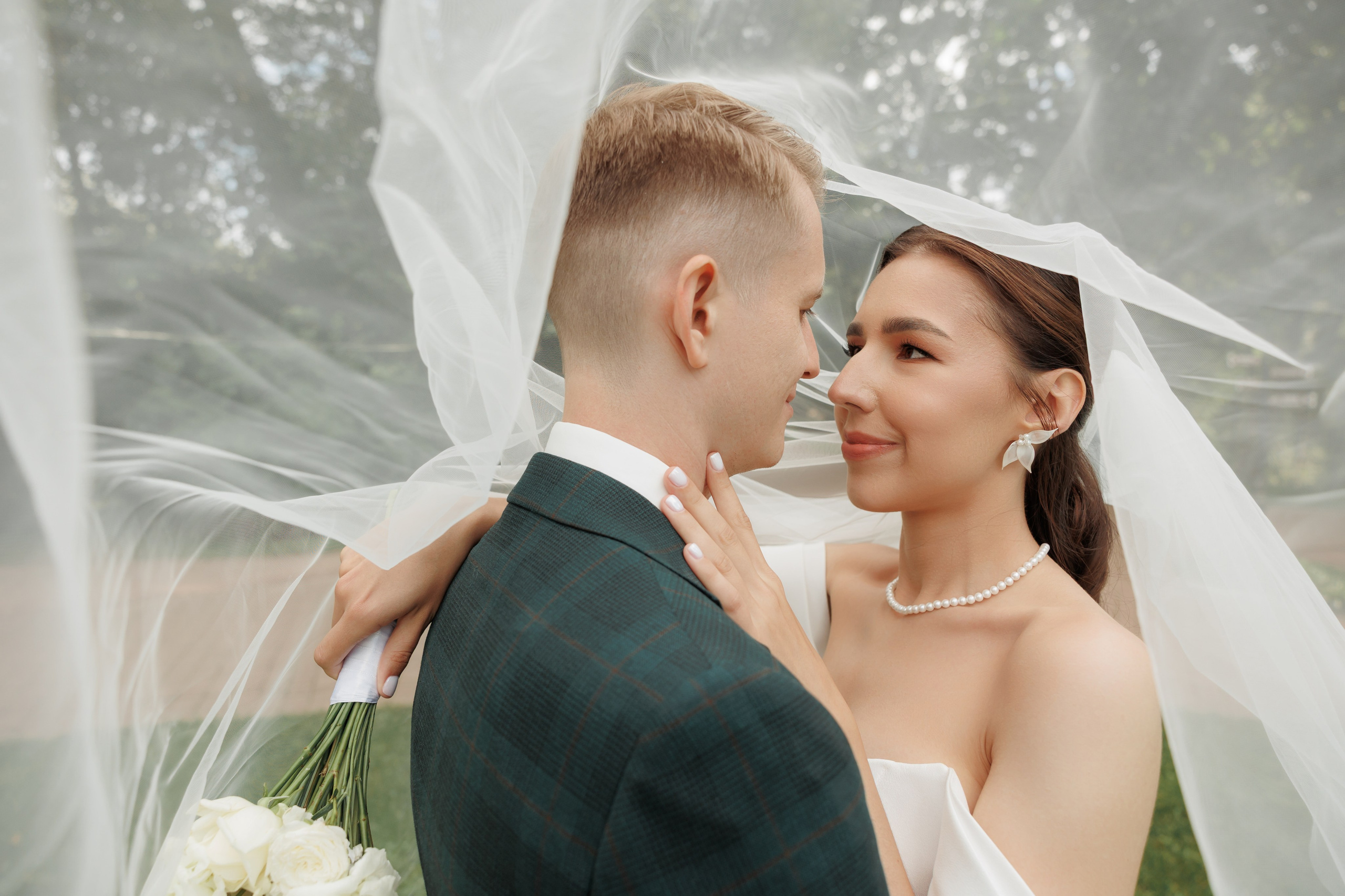 Регистрация в отеле Fish Point, ЗАГС Бутово, прогулка в Остафьево. Свадебный и репортажный фотограф (Москва, Королев и другие)