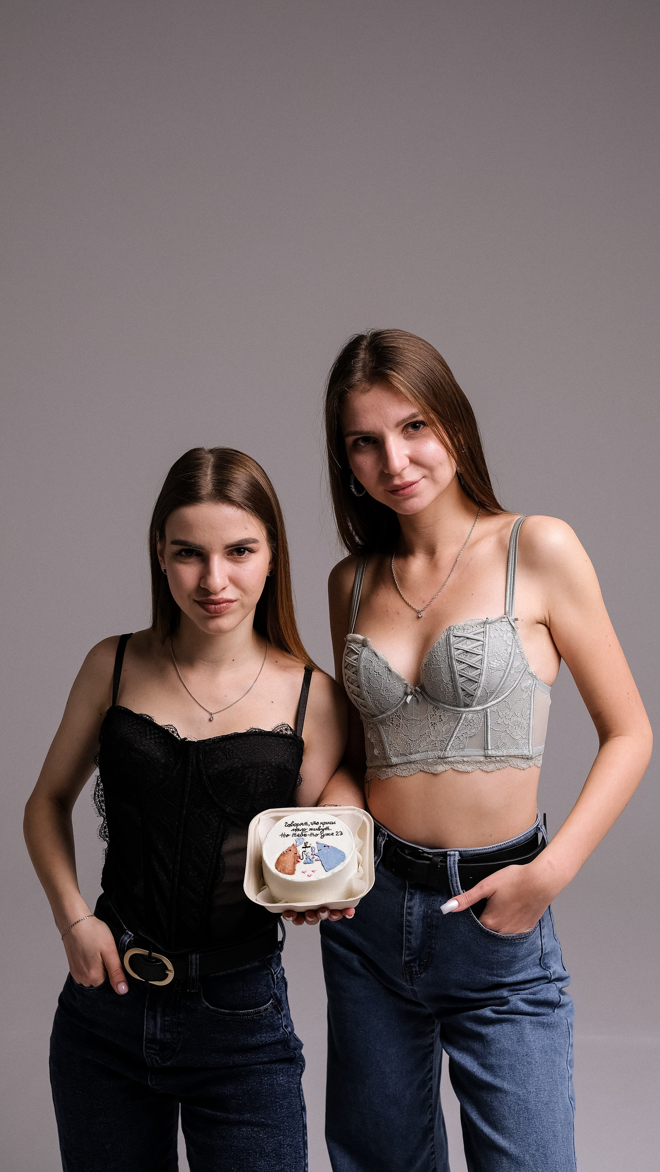 Даша & Настя. Phdkvmr.ru