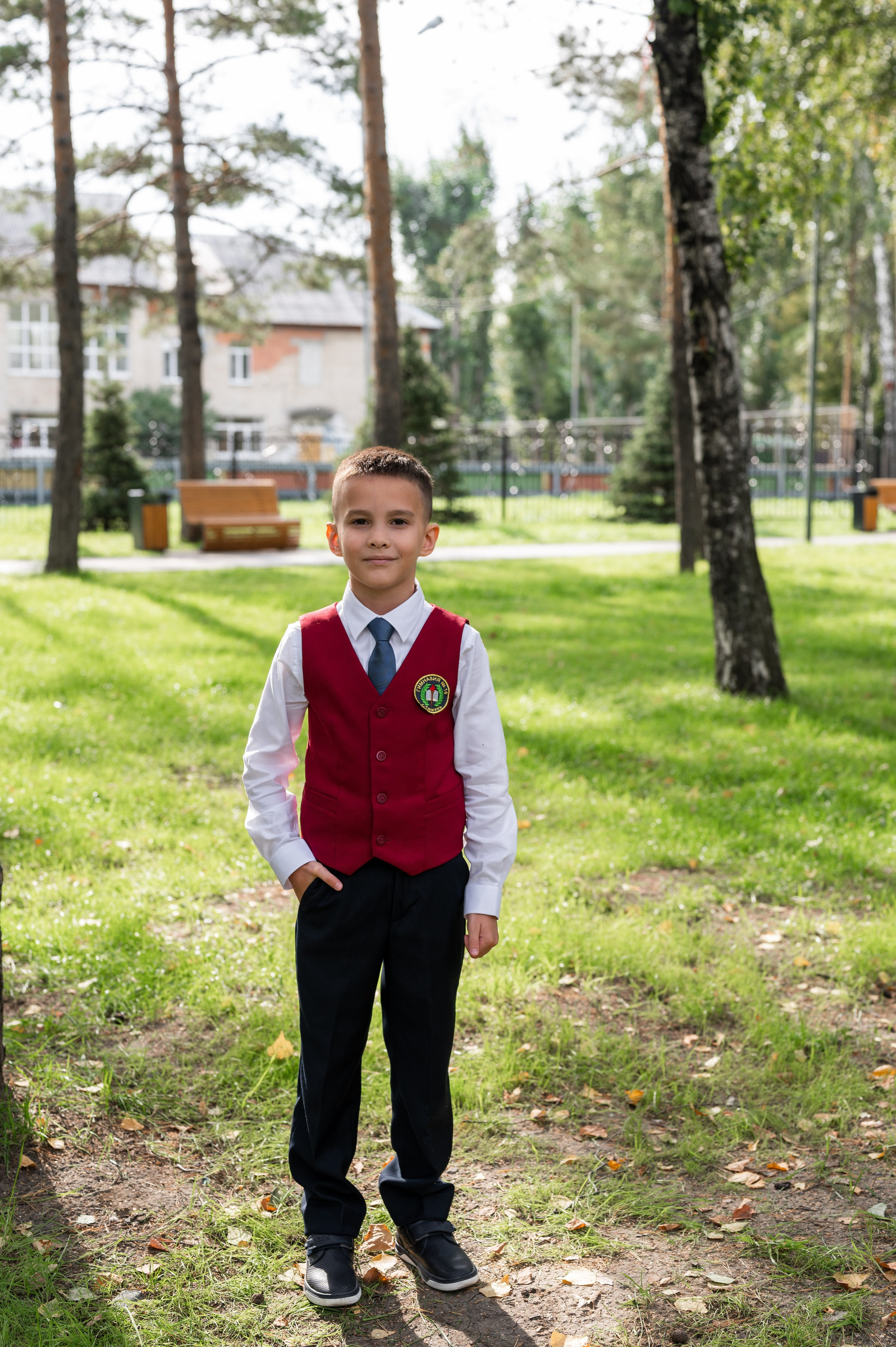 1 сентября 16 гимназия 2 класс (линейка + в классе+ на улице). Фотограф новорожденных, семейный детский в Тюмени Татьяна Морозова