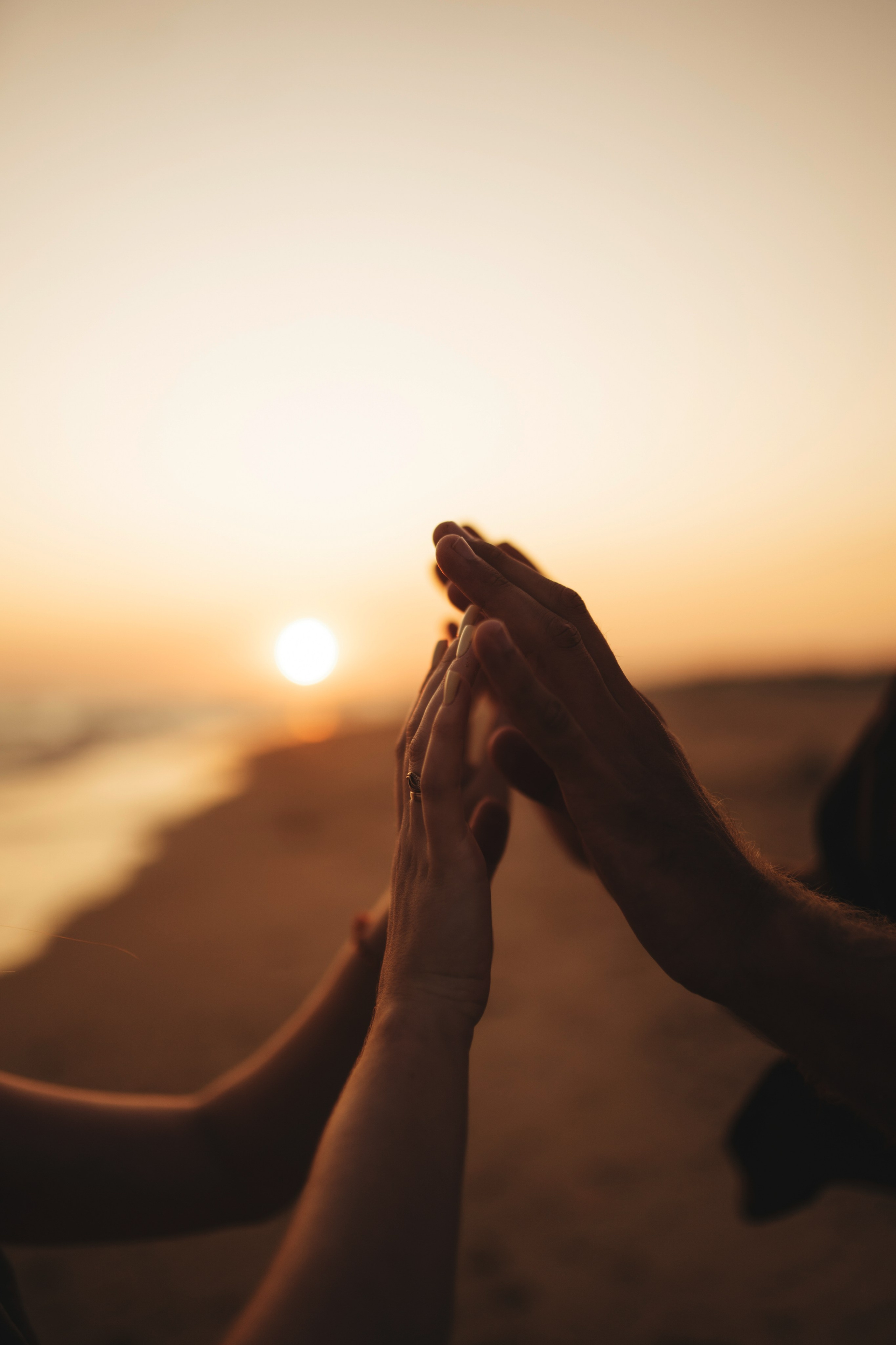 Я буду руками тебя обнявшими. Фотограф Дарья Филатова