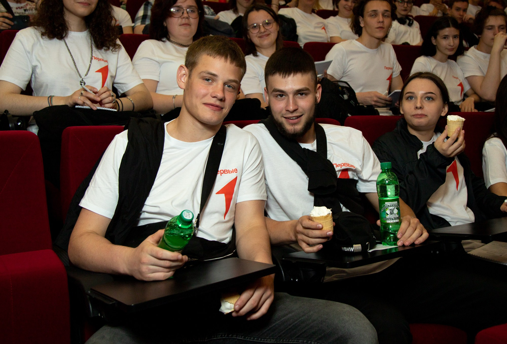 Первый фестиваль Движения Первых в Краснодаре. Репортажный, промышленный и маркетплейс-фотограф Дмитрий Чернат