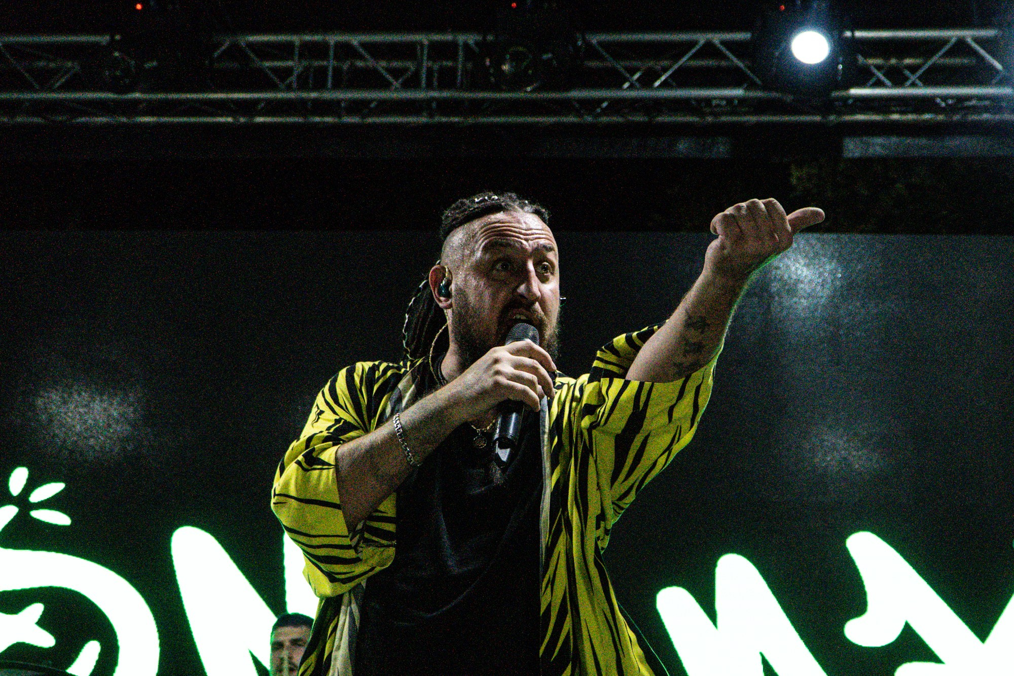 Концерт ко Дню молодёжи 2022. Репортажный, промышленный и маркетплейс-фотограф Дмитрий Чернат