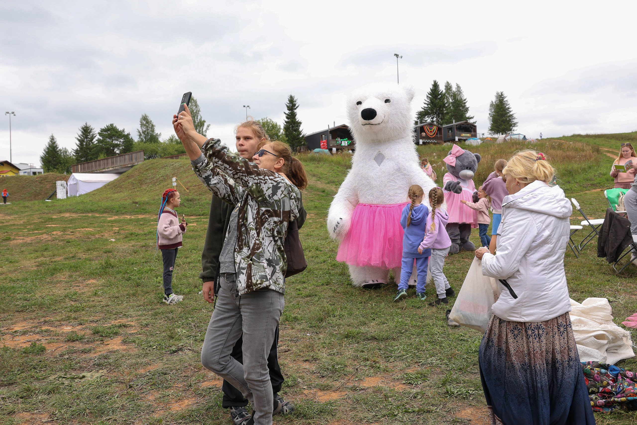 Фестиваль Счастье фест. СК Чекерил