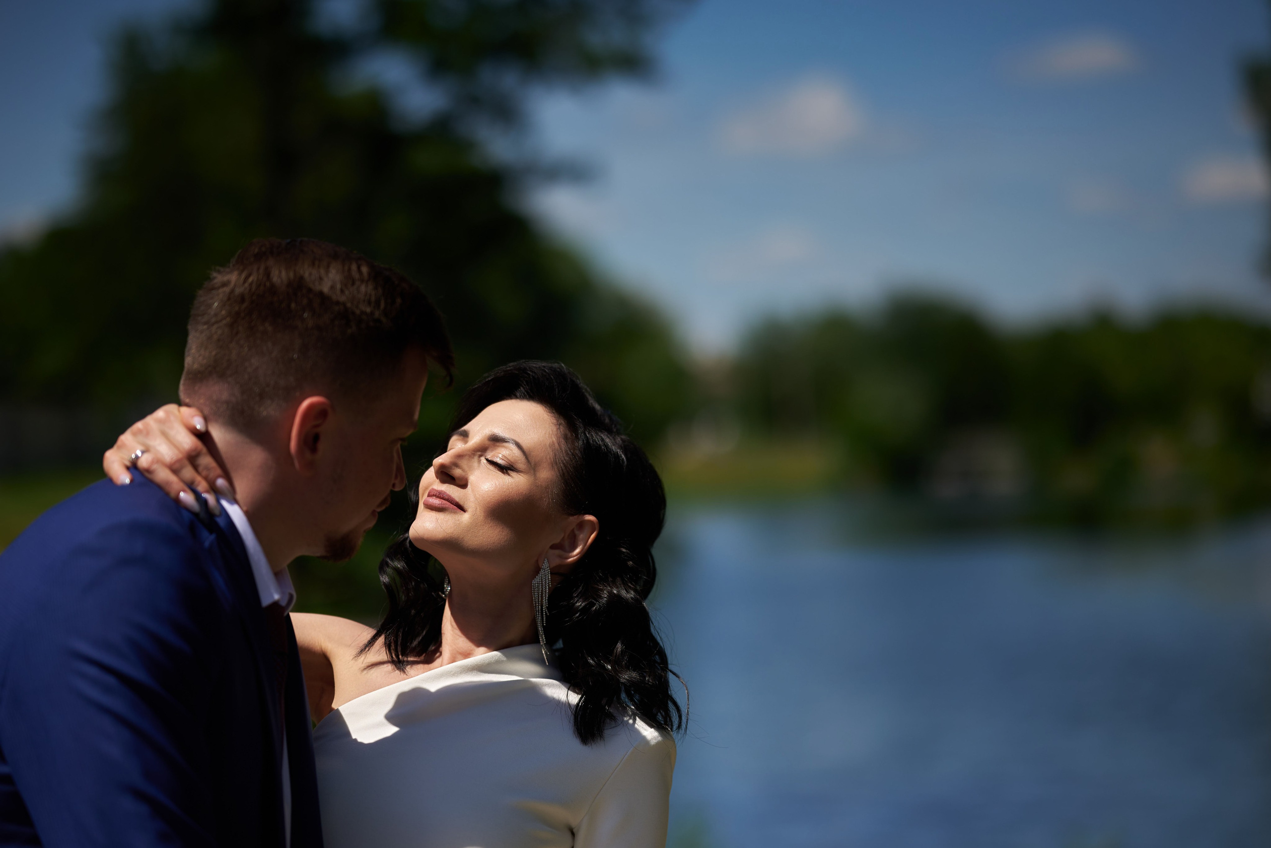 Фотограф на свадьбу в Старом Осколе, фотосессия свадьбы. Профессиональный фотограф Старый Оскол, Губкин — свадьба, венчание, крещение, юбилей и день рождения