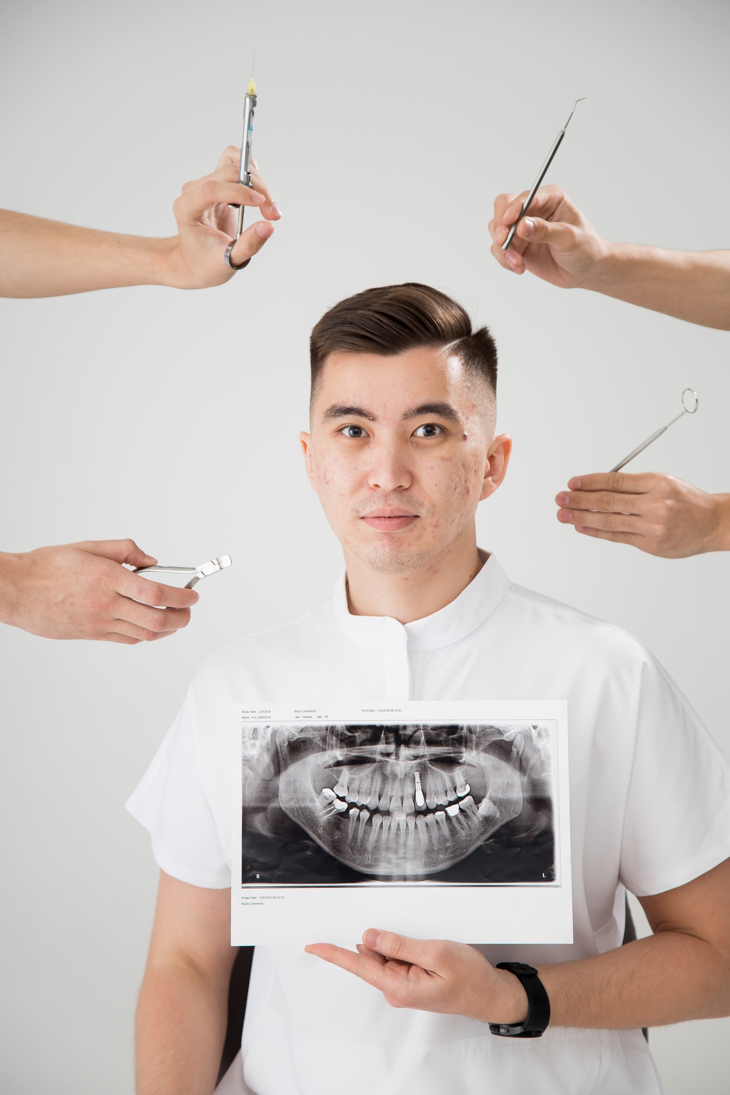 Мед Студенты. Свадебный и студийный фотограф в Алматы Ильяс Кырбаев