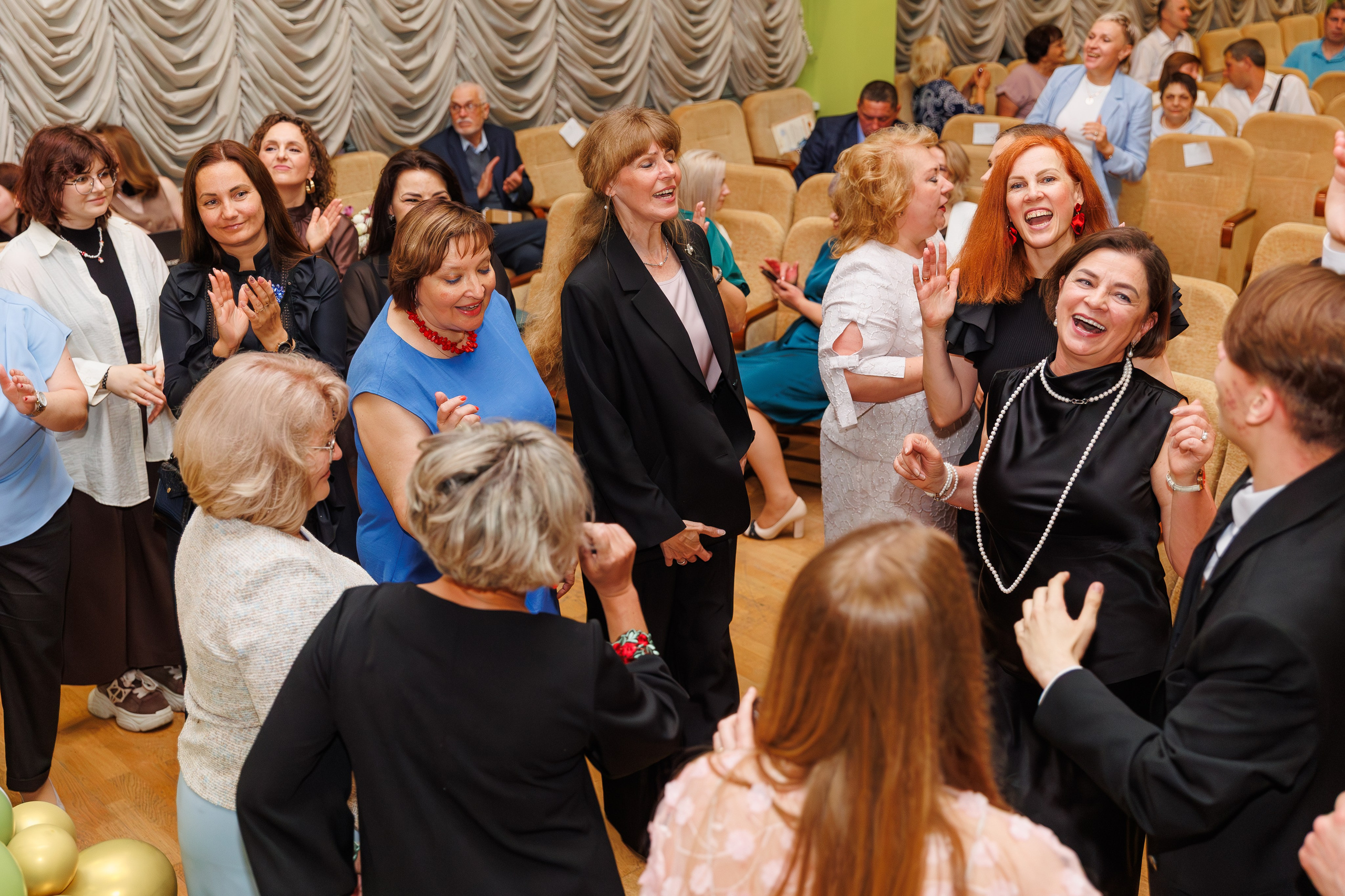 Выпускной 2025. Репортажный фотограф Минск ❘ Костецкий Илья ❘ Беларусь