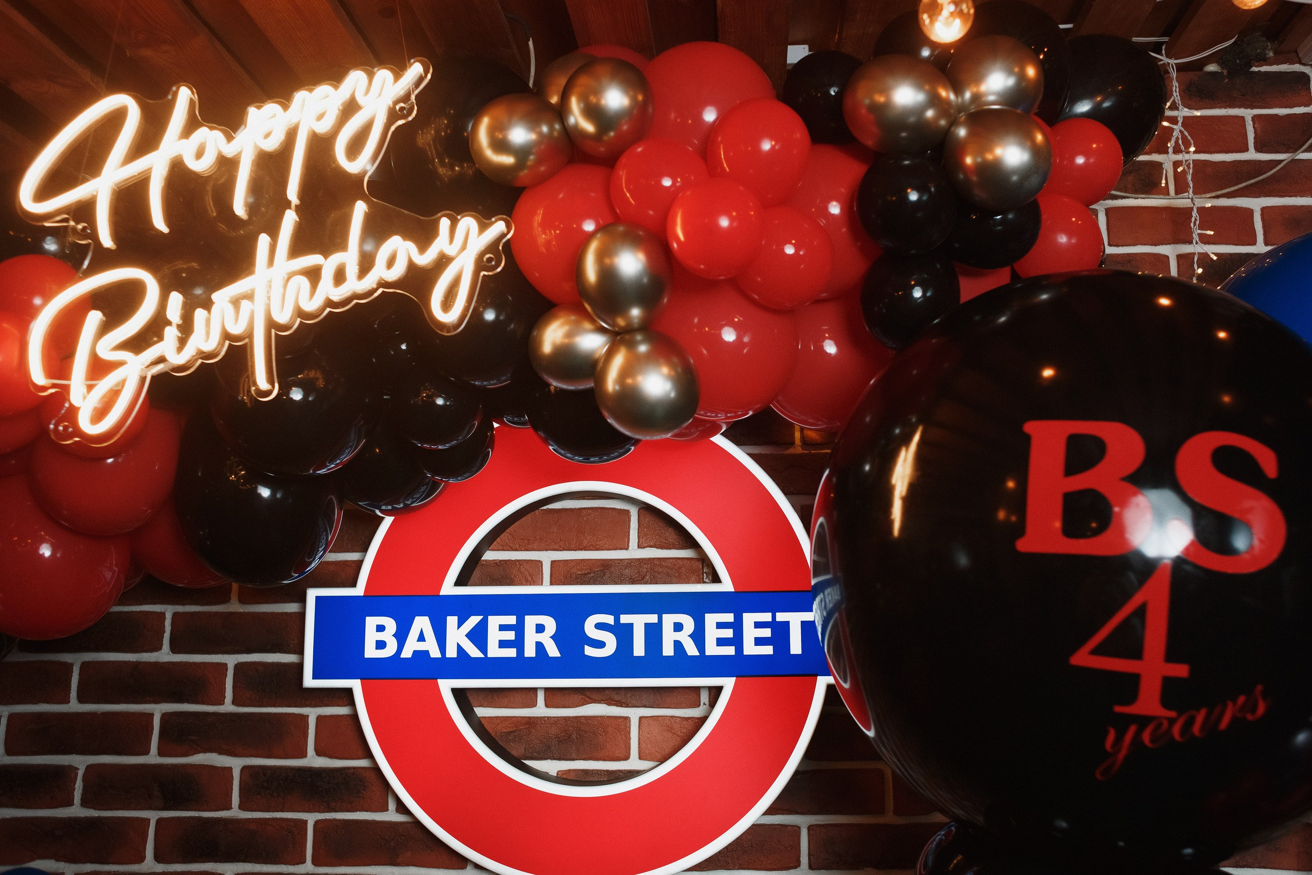 Захватывающий вкус и атмосфера: кальянная в Таганроге Бейкер Стрит. Свадебный и семейный фотограф в Таганроге Бакарюк Антон