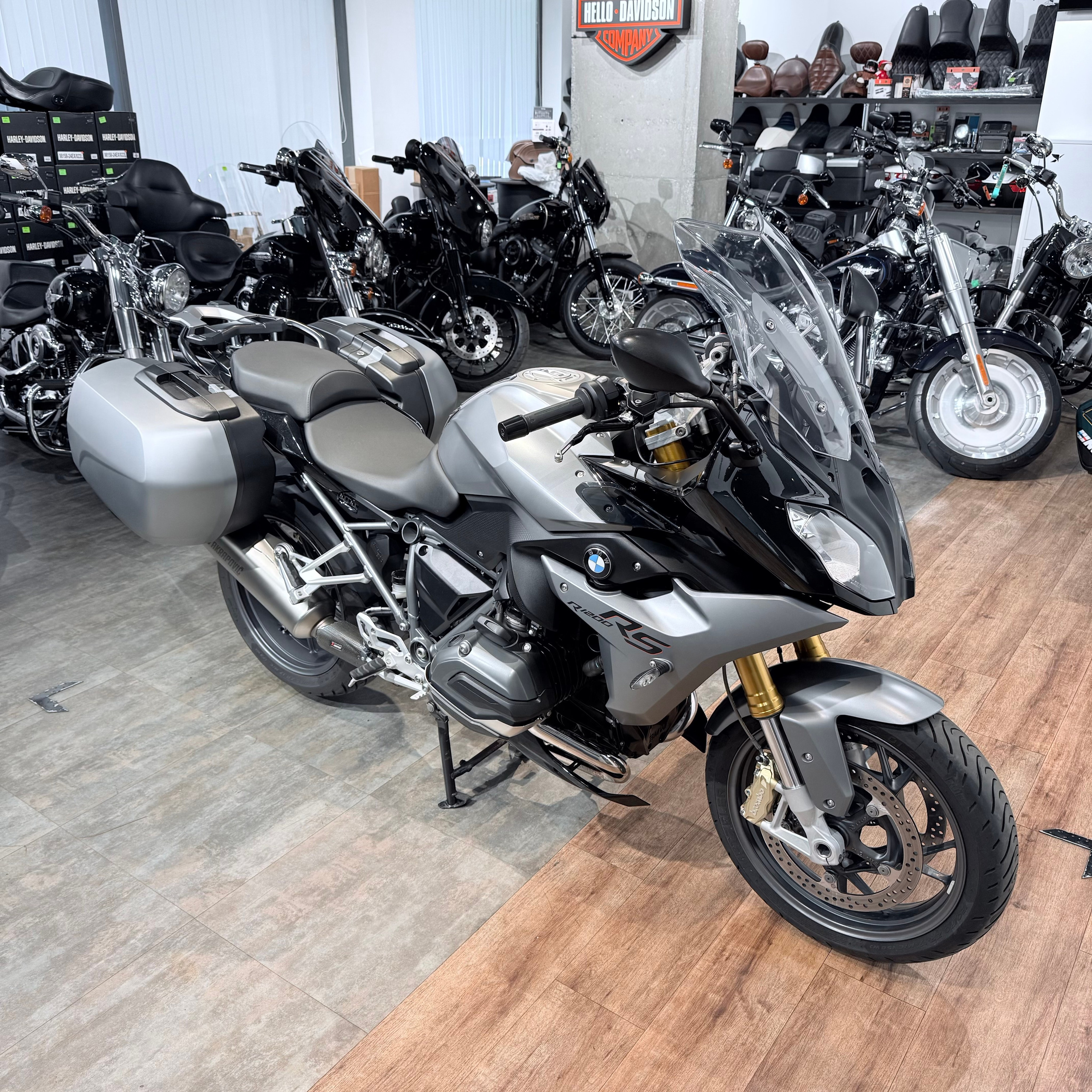 2016 ВМW R1200RS Grаnite Grey Metalliс. Hello Davidson, Москва. Только хорошие мотоциклы…