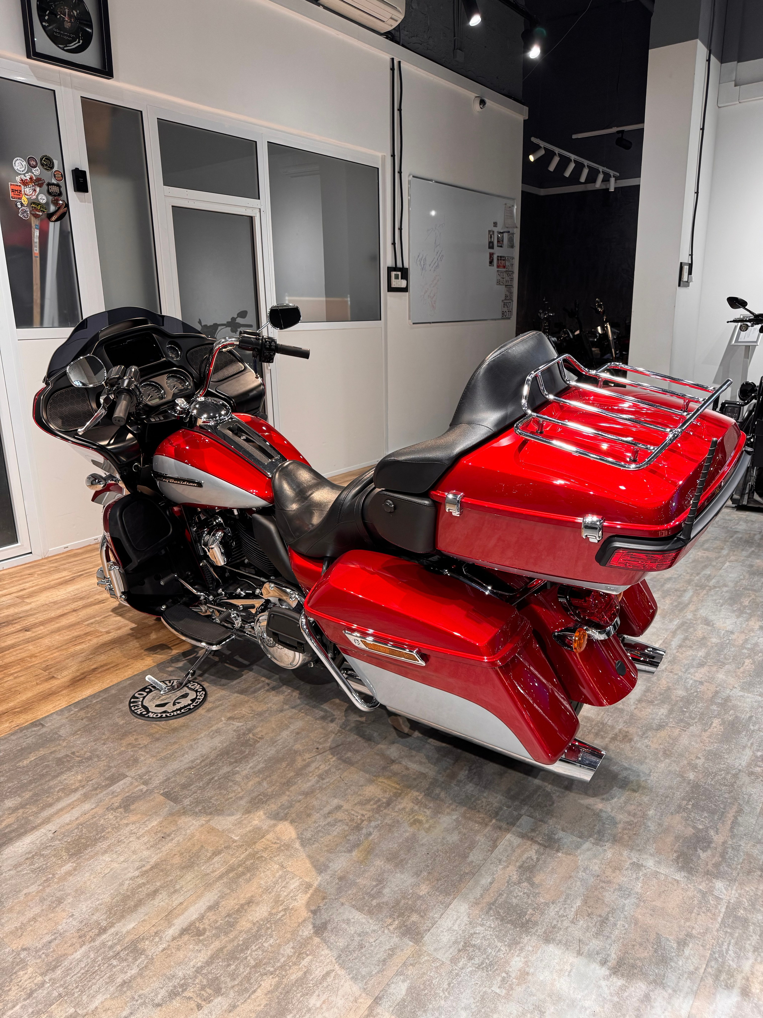 Harley Davidson 2019 Road Glide Ultra (Touring) — купить мотоцикл. Hello Davidson, Москва. Только хорошие мотоциклы…