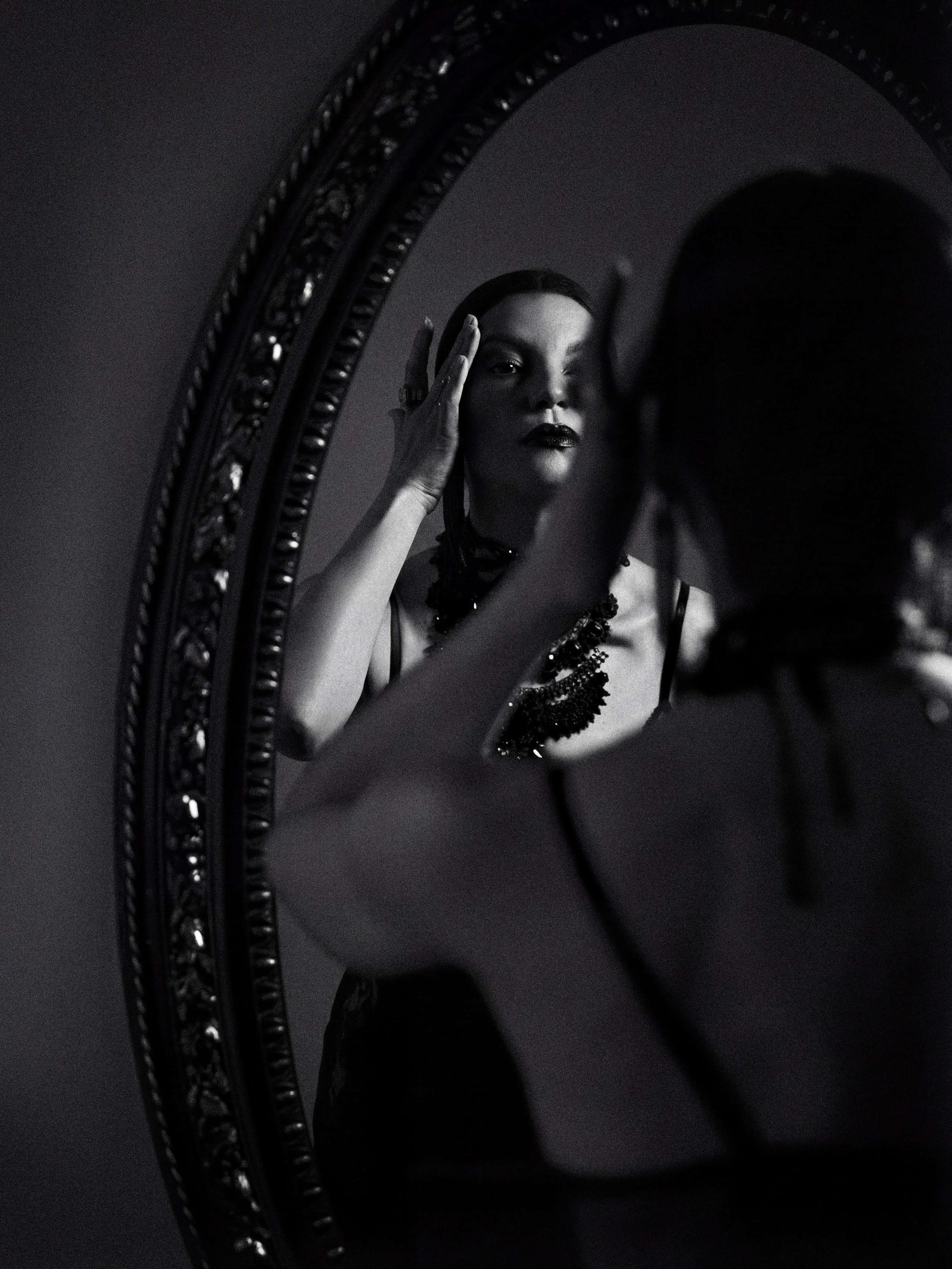 ZHANNA. Yulia Otroschenko