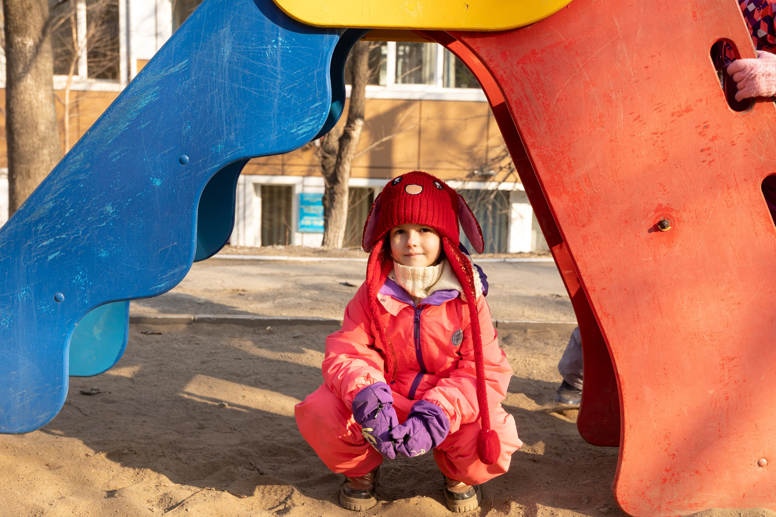 подготовка к съемке в детском саду, подготовка к фотосессии