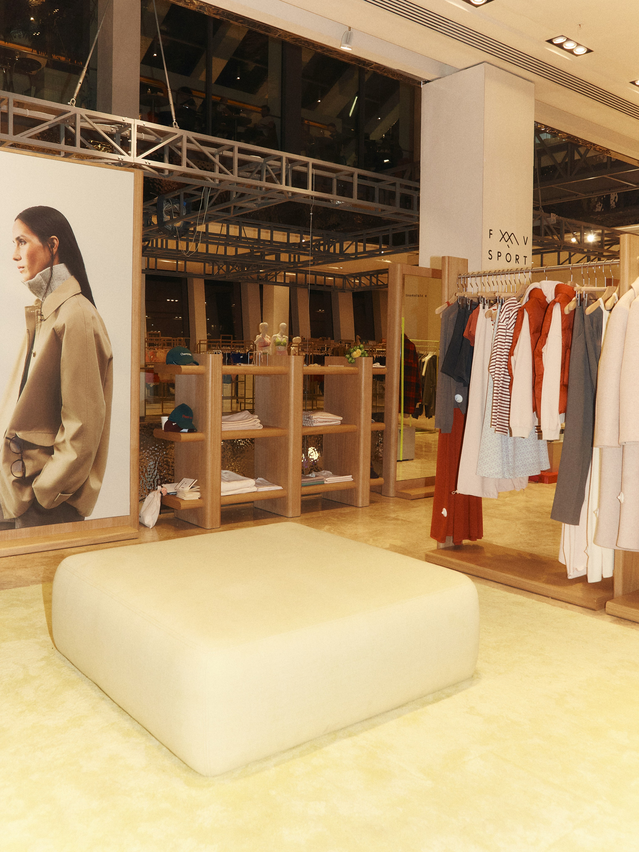 CHAIKA store opening in Tsvetnoy. Photographer Daria Ilkevich