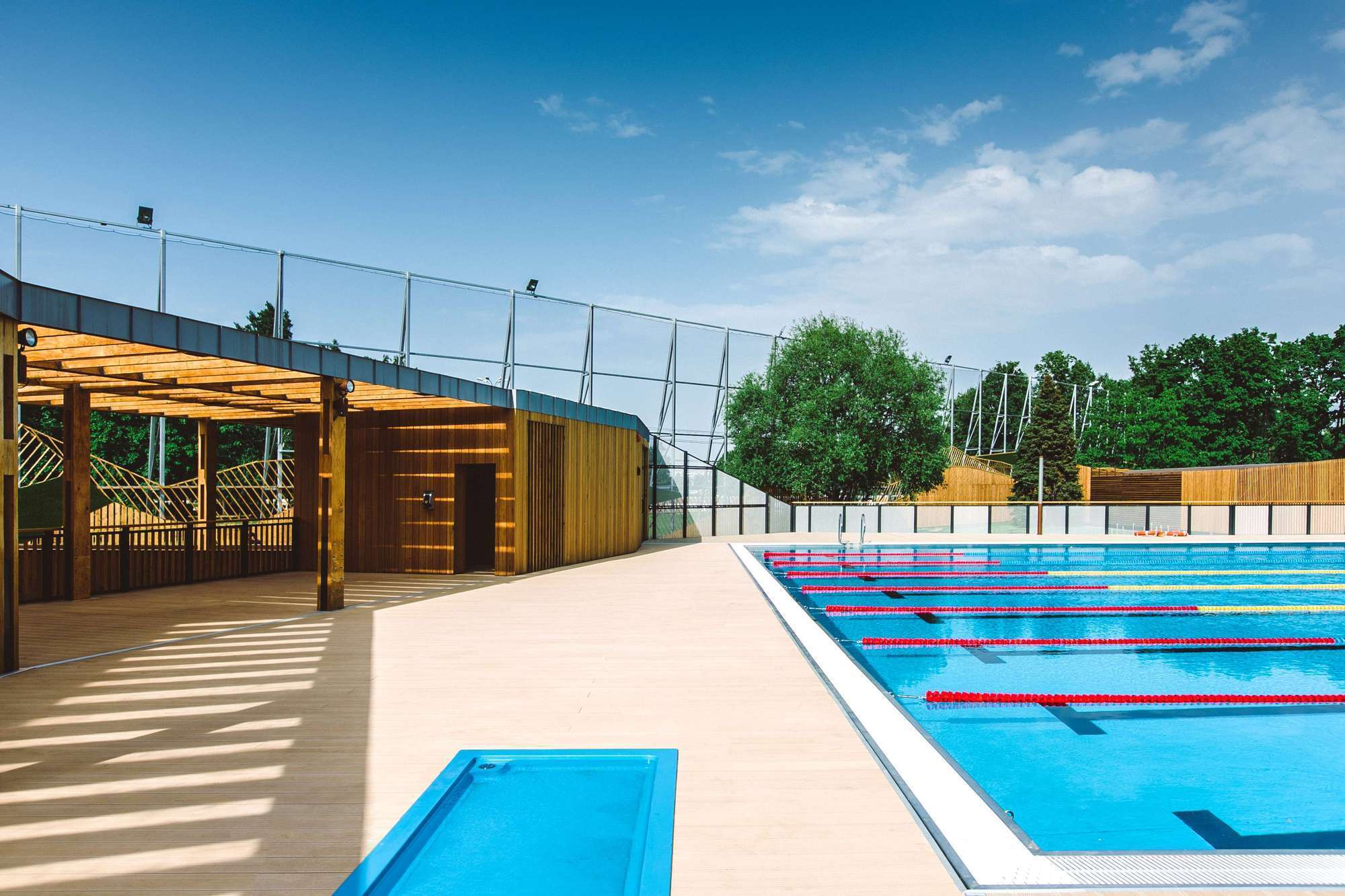 Открытый бассейн в Лужниках. Фотограф рынка недвижимости Павел Хоменко