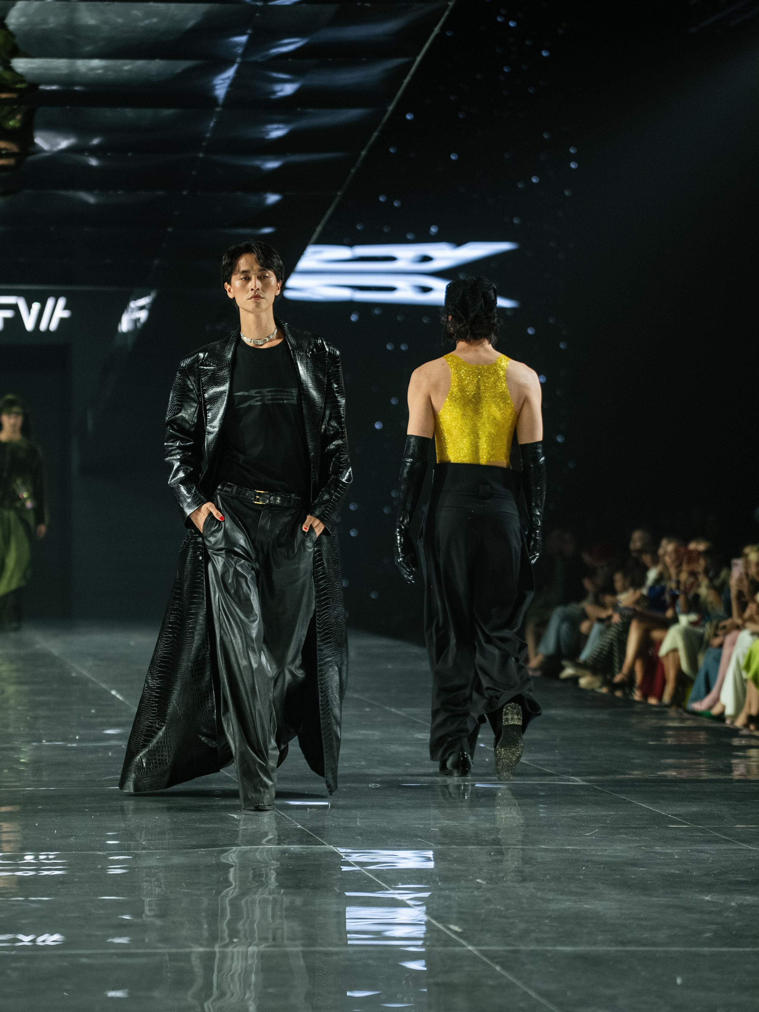 Visa Fashion Week YESYES. Сайт Алматинского НЮ АРТ, будуар и фэшн фотографа Дениса Карпенко