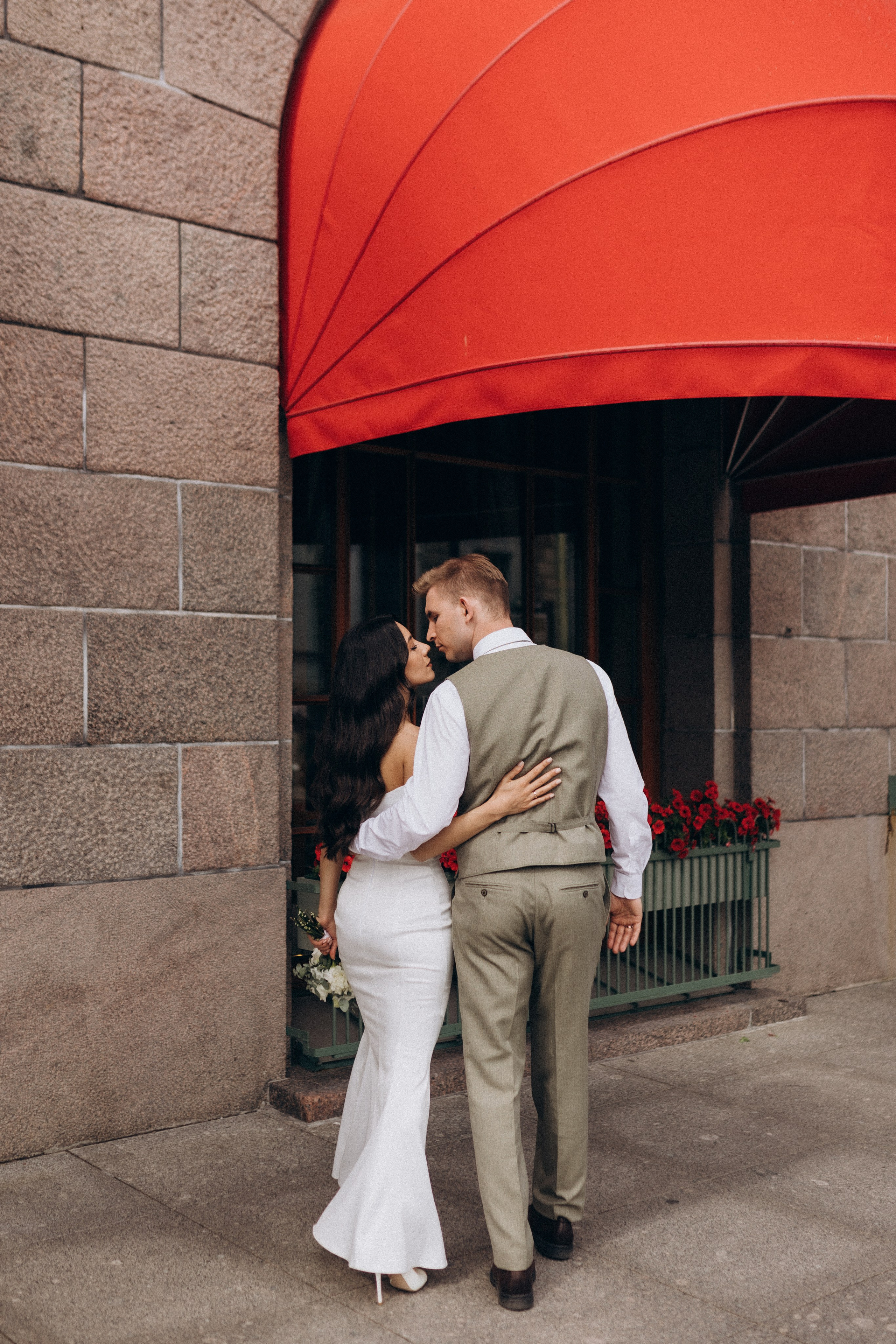 Сергей и Эльнара | Загс Калининского района. Свадебный и love story фотограф в Санкт-Петербурге