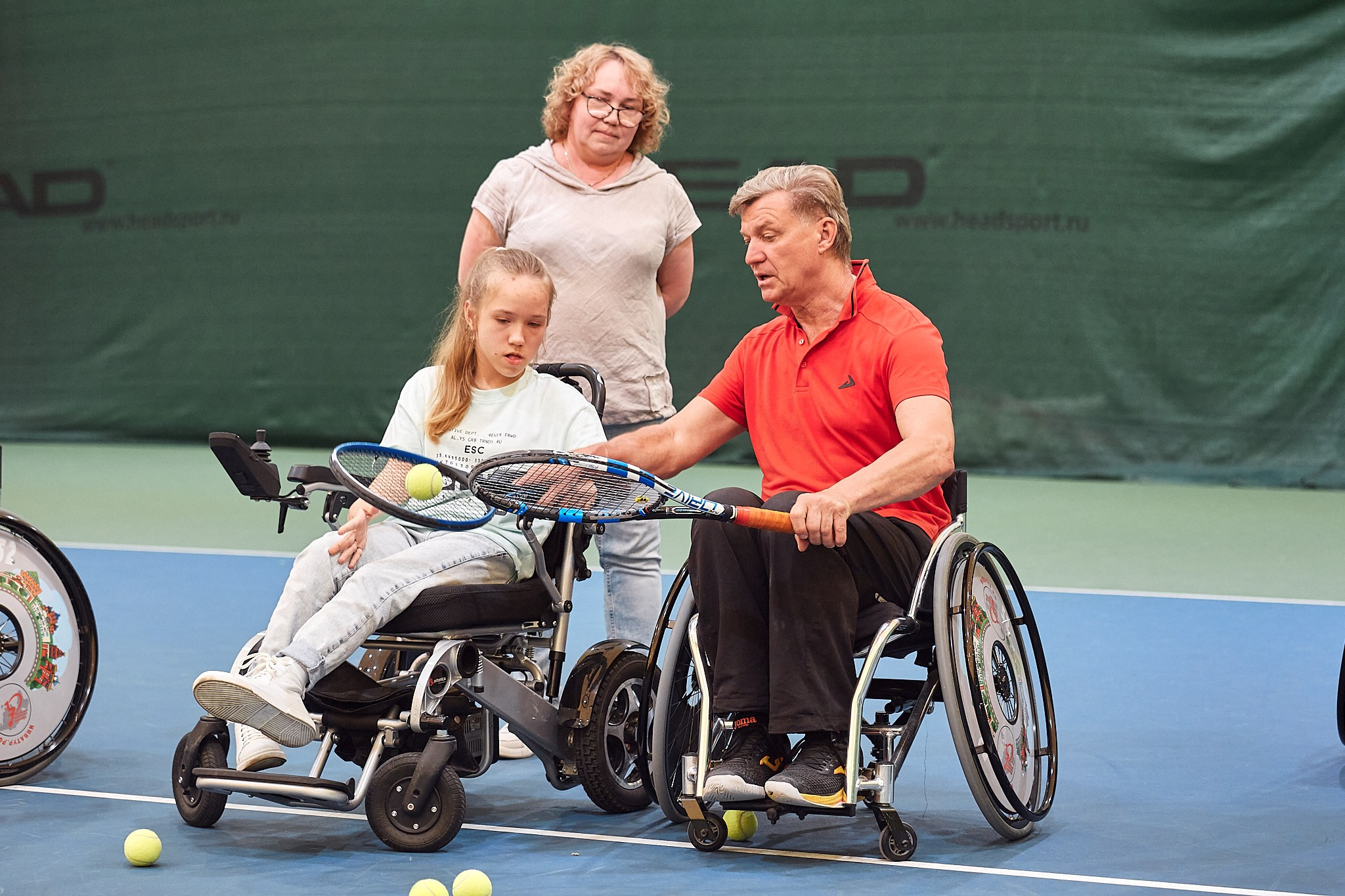 Тренировка теннис на колясках / АНО «Второе дыхание». Антон Артюшин, портретный фотограф. Москва