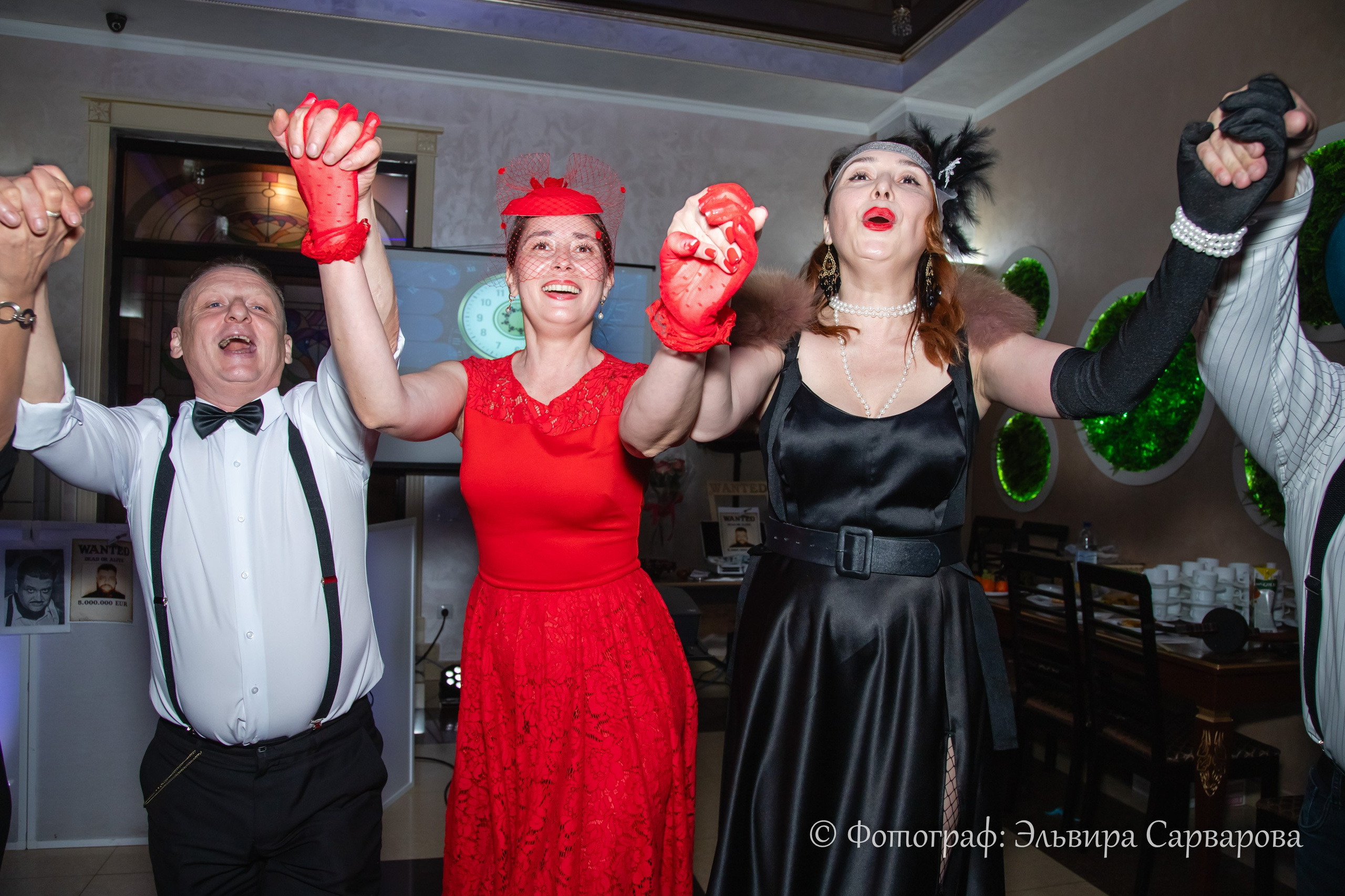 Гангстерская вечеринка в стиле 1920-х. Репортажный Фотограф