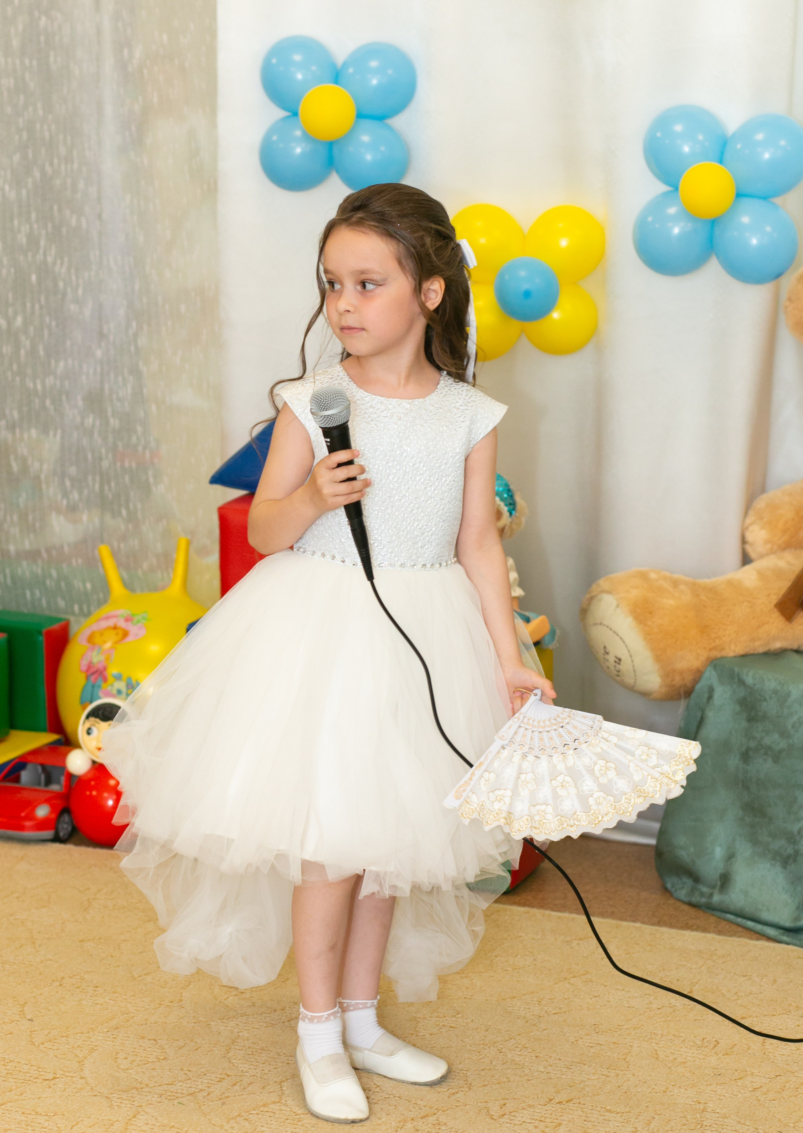 Выпускные и Утренники. Фотограф новорожденных и семейный фотограф НСО г. Бердск Марина Львова