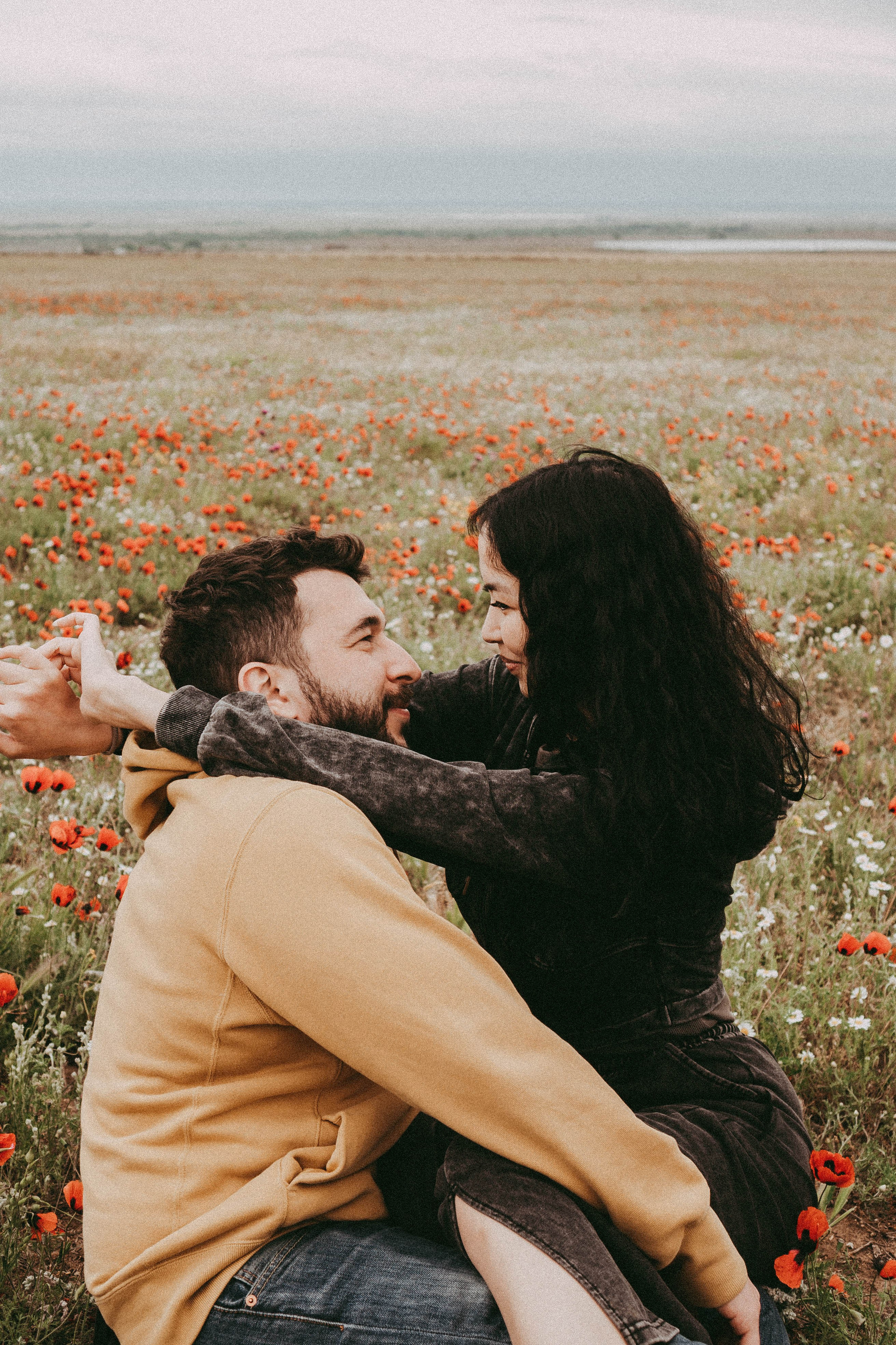 Любовь в маковом поле. Профессиональный фотограф, Санкт-Петербург — Виктория Богомолова
