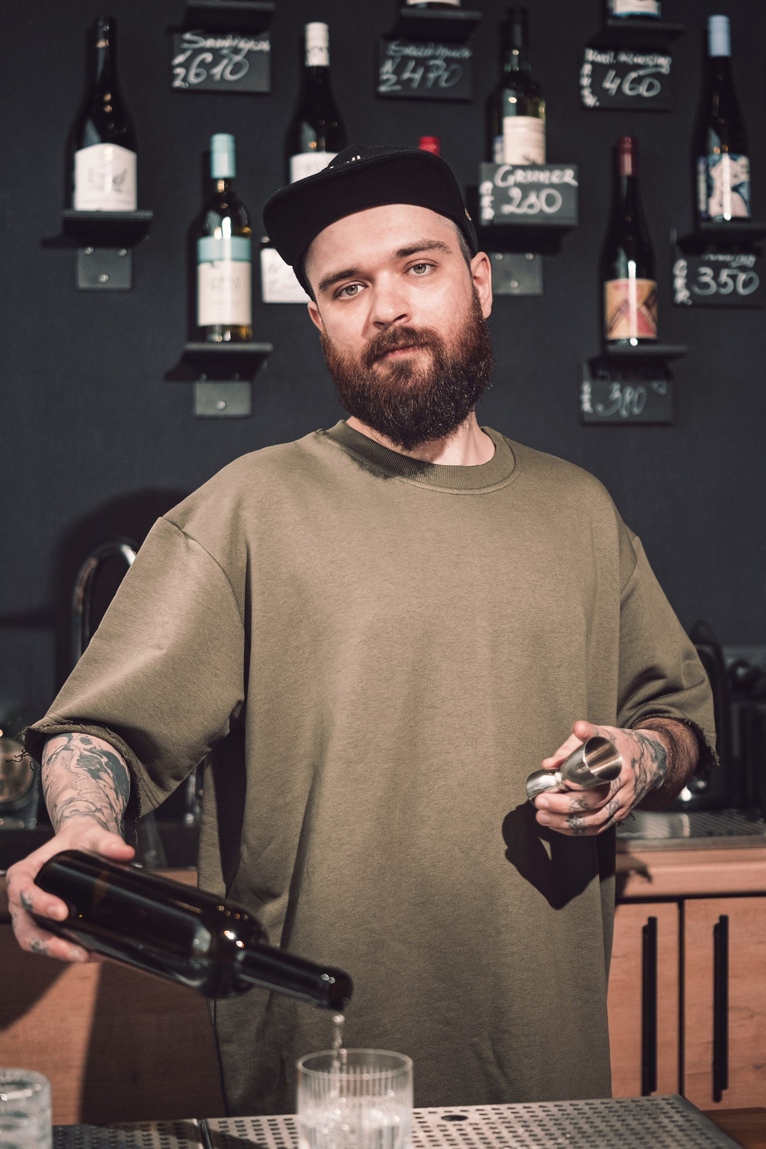 Фотограф Михаил Гуляев. Фотосессия в Новосибирске. Фотосессия в студии Новосибирск. Мужские фотографии.