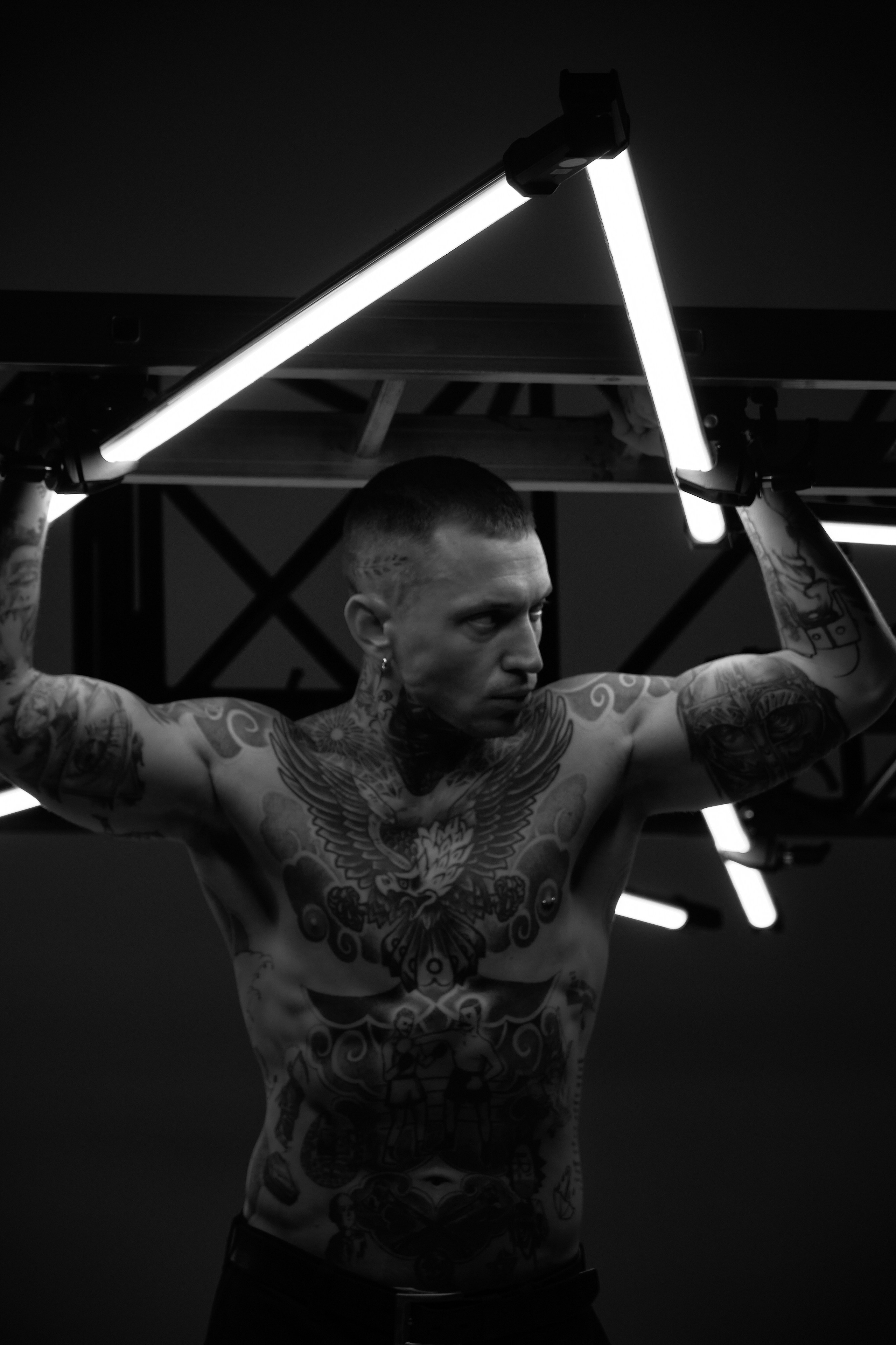 необычная фотосессия в низком ключе в Москве фотограф Колышева Виктория