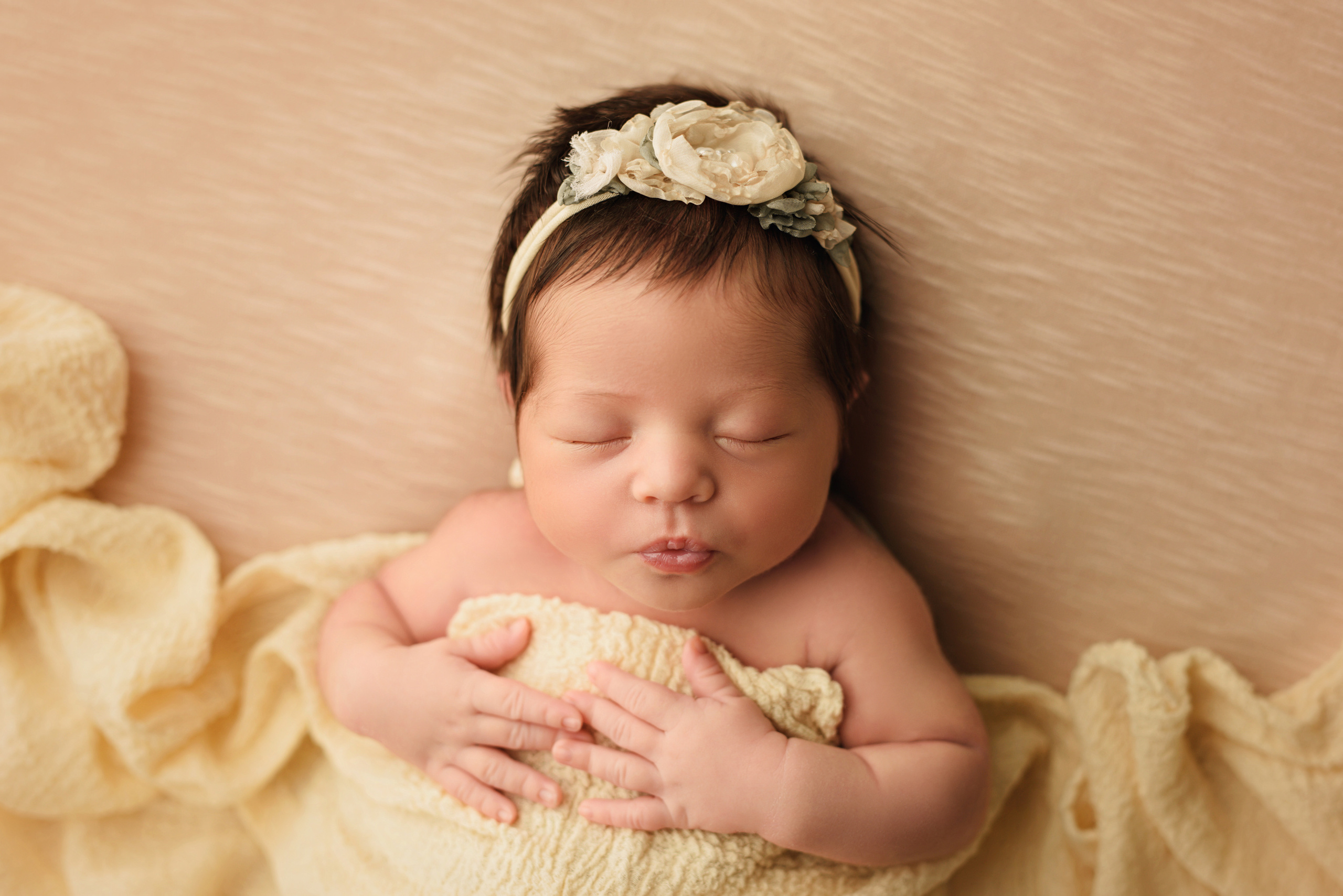 Портфолио. Фотограф новорождённых в Саратове Анна Морарь