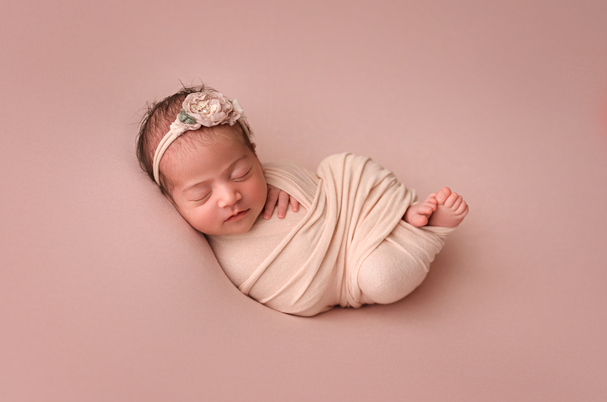 Портфолио. Фотограф новорождённых в Саратове Анна Морарь