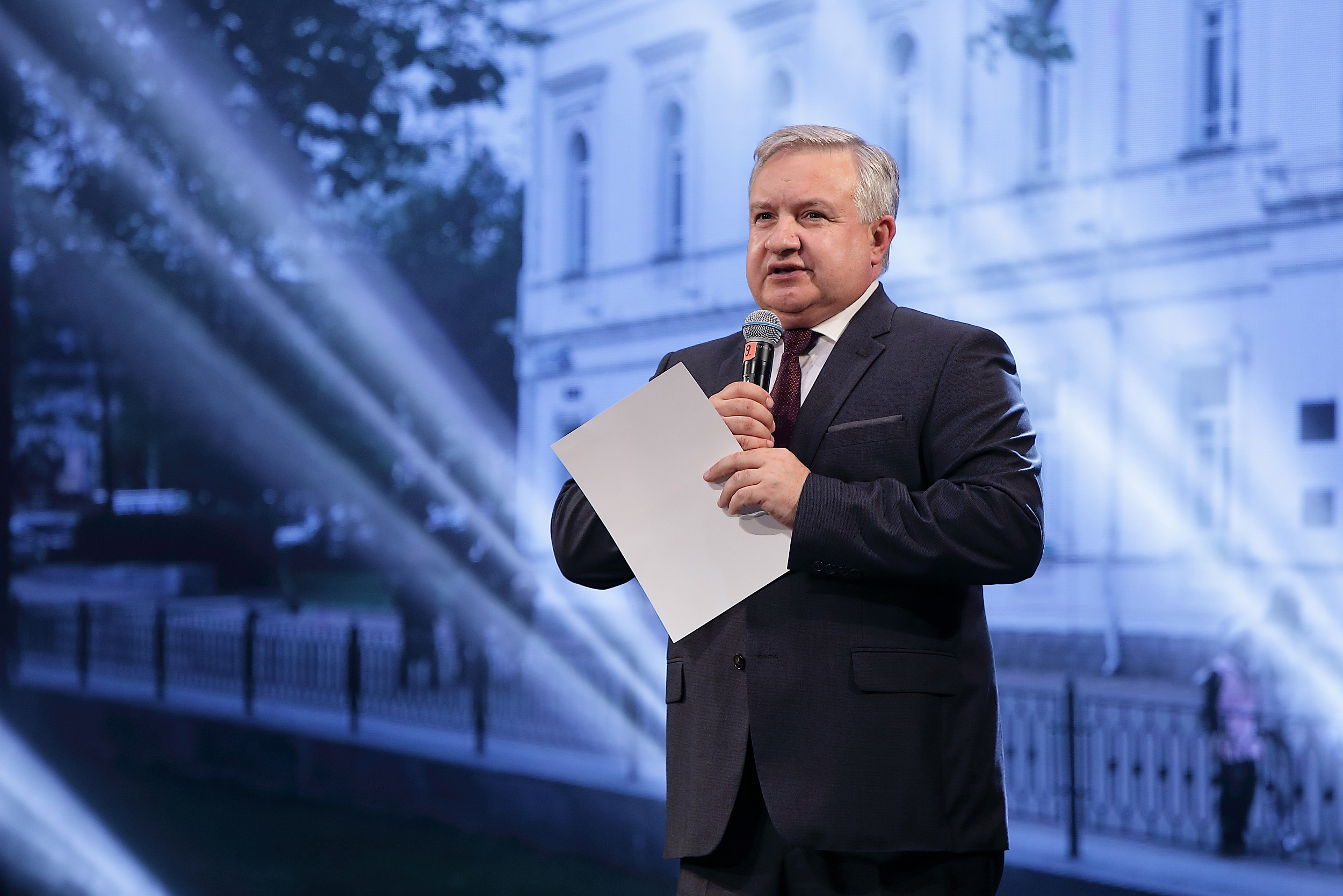 Выпускной Гимназия № 9 ДК УРАЛ. Свадебный и семейный фотограф и видеограф в Екатеринбурге Полянские Тимур и Анастасия