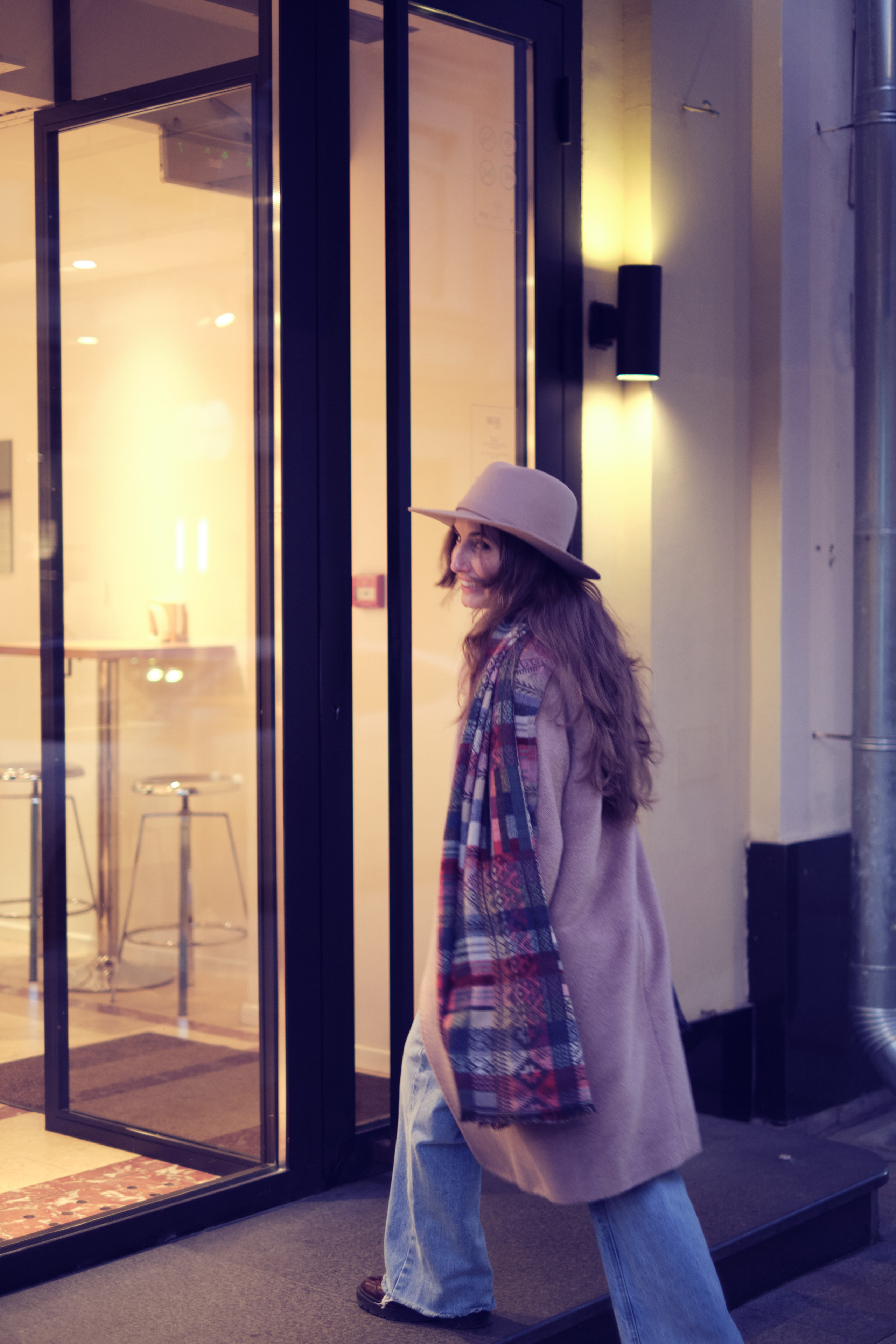 Фотосессия красивой женщины на Патриарших. Елена Павленко. Фотограф. Москва