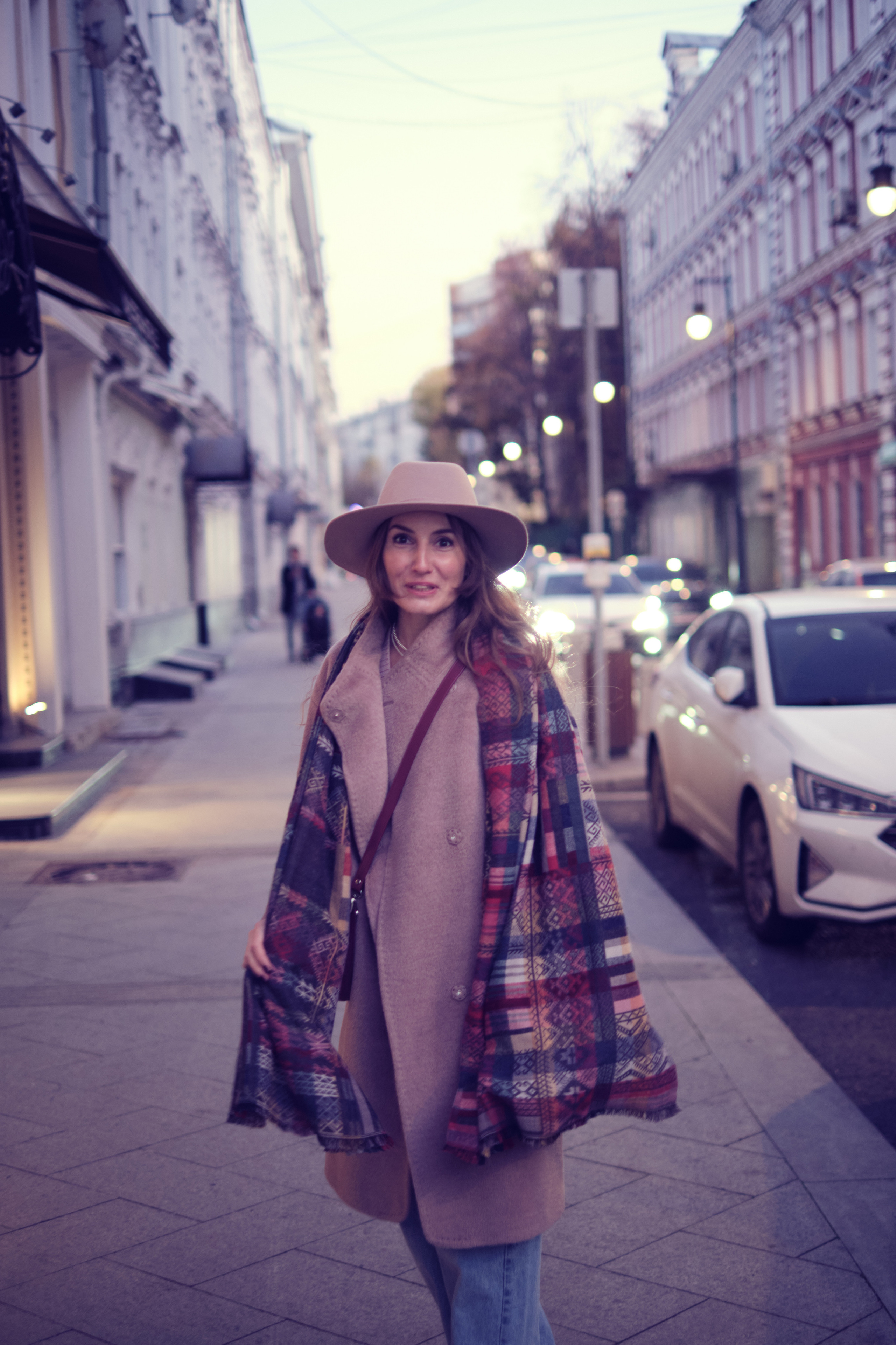 Фотосессия красивой женщины на Патриарших. Елена Павленко. Фотограф. Москва